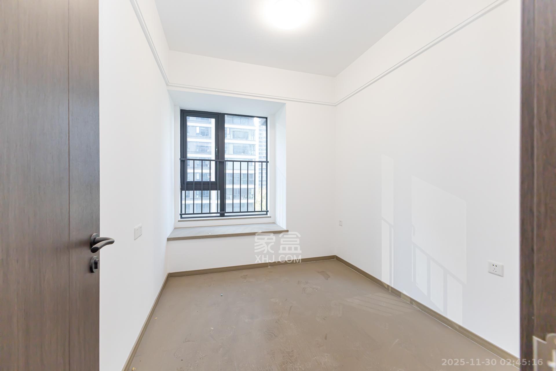 越秀湘江星汇城三期 4室0厅2卫 156.0万 越秀湘江星汇城三期 4室0厅2卫 156.0万卧室