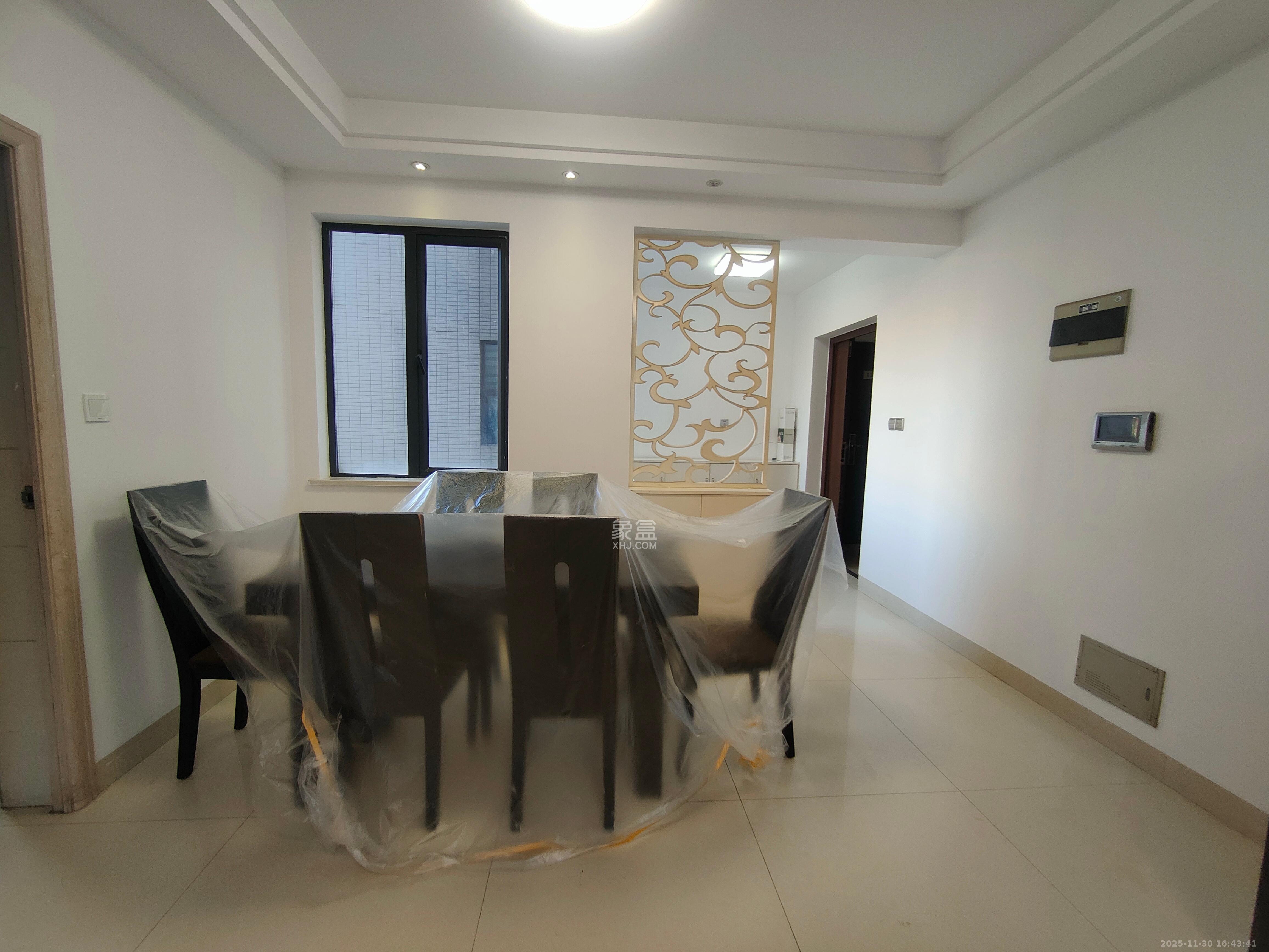 莱茵城 3室2厅1卫 2000.0元/月 莱茵城 3室2厅1卫 2000.0元/月室内图