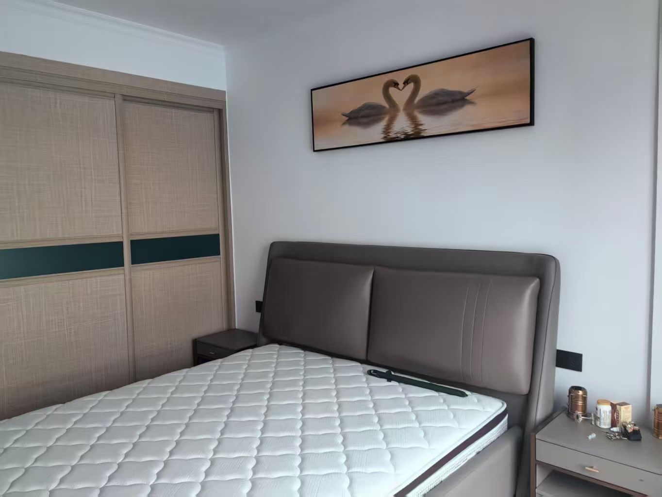 东城首座 3室2厅2卫 1666.0元/月 东城首座 3室2厅2卫 1666.0元/月室内图