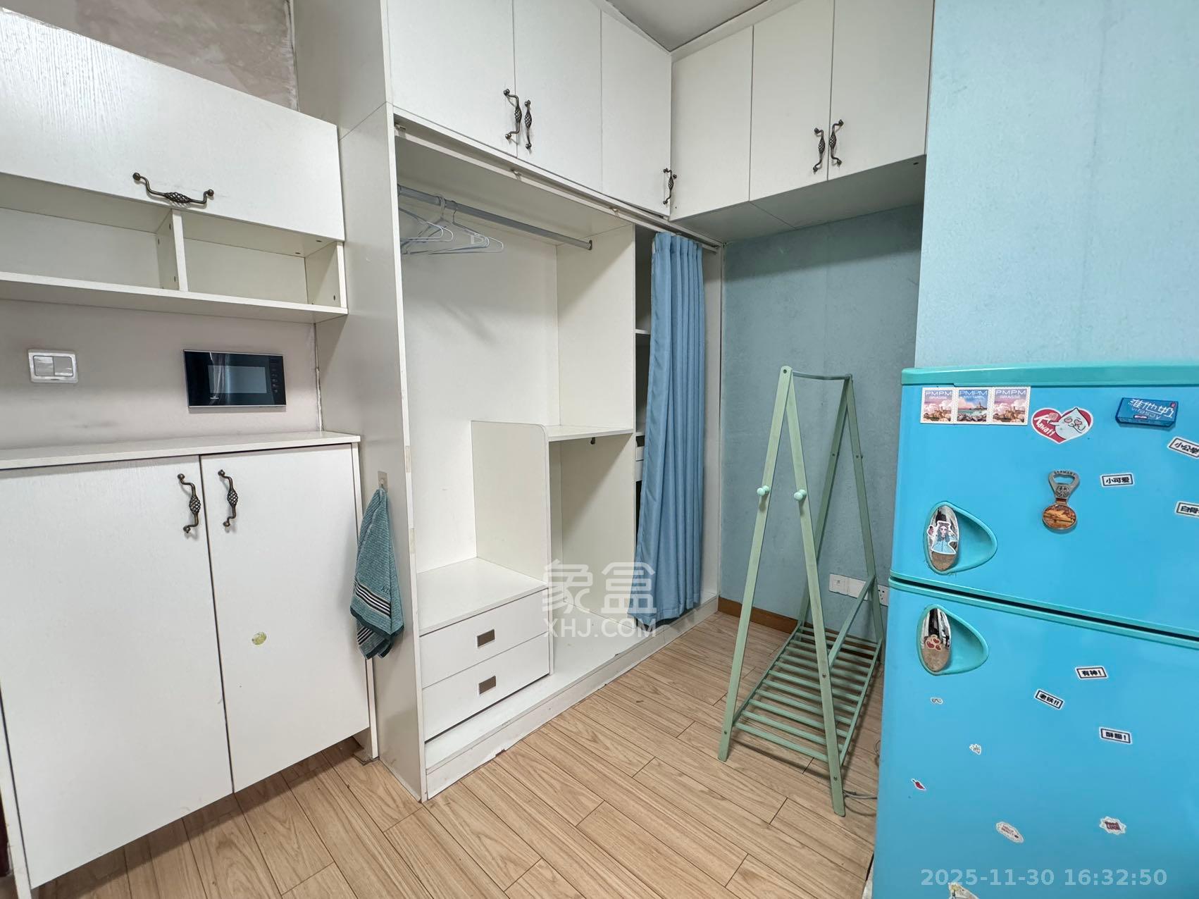 藏珑湖上国际花园  1室1厅1卫    1600.0元/月