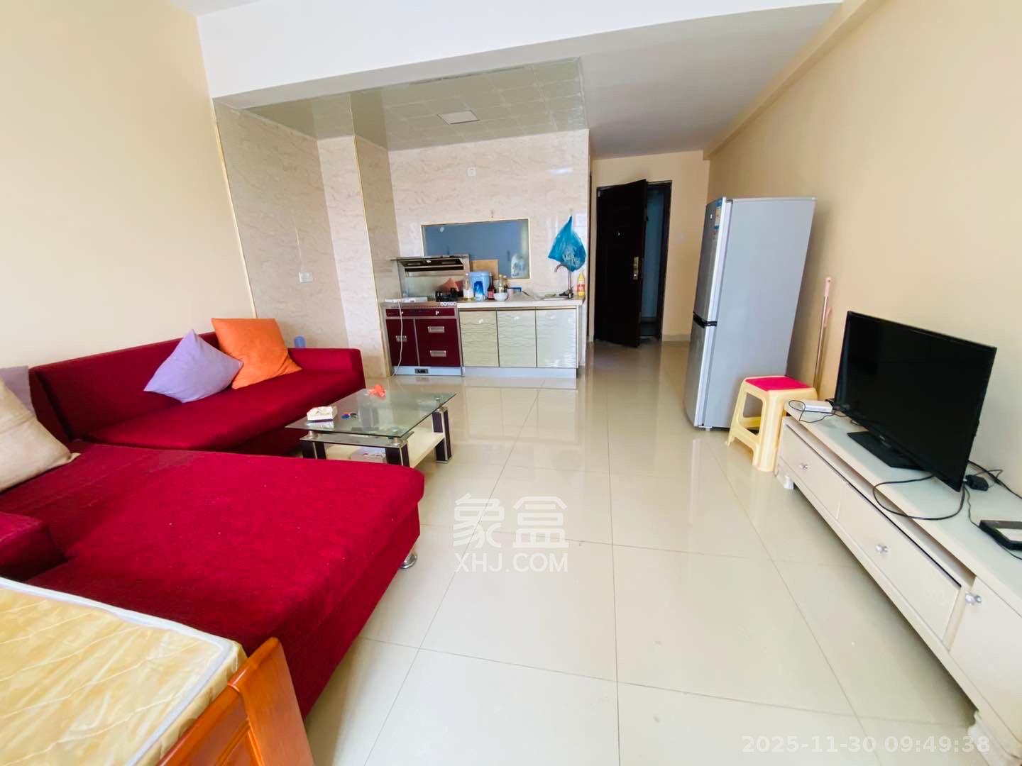 麓谷明珠  1室1厅1卫    1200.0元/月