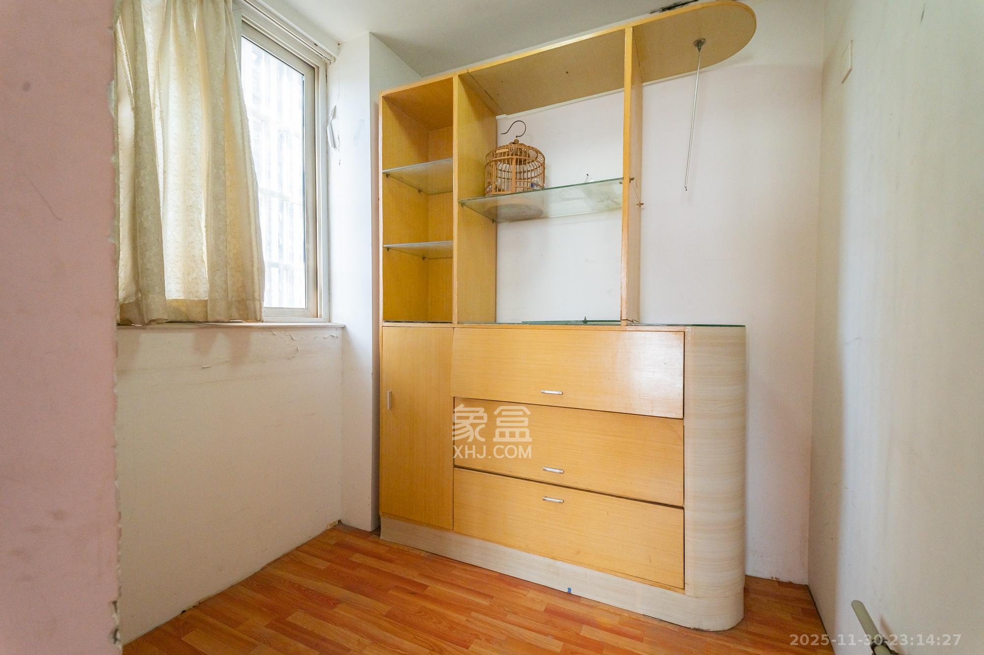 锦璨家园  3室2厅1卫    49.8万卫生间