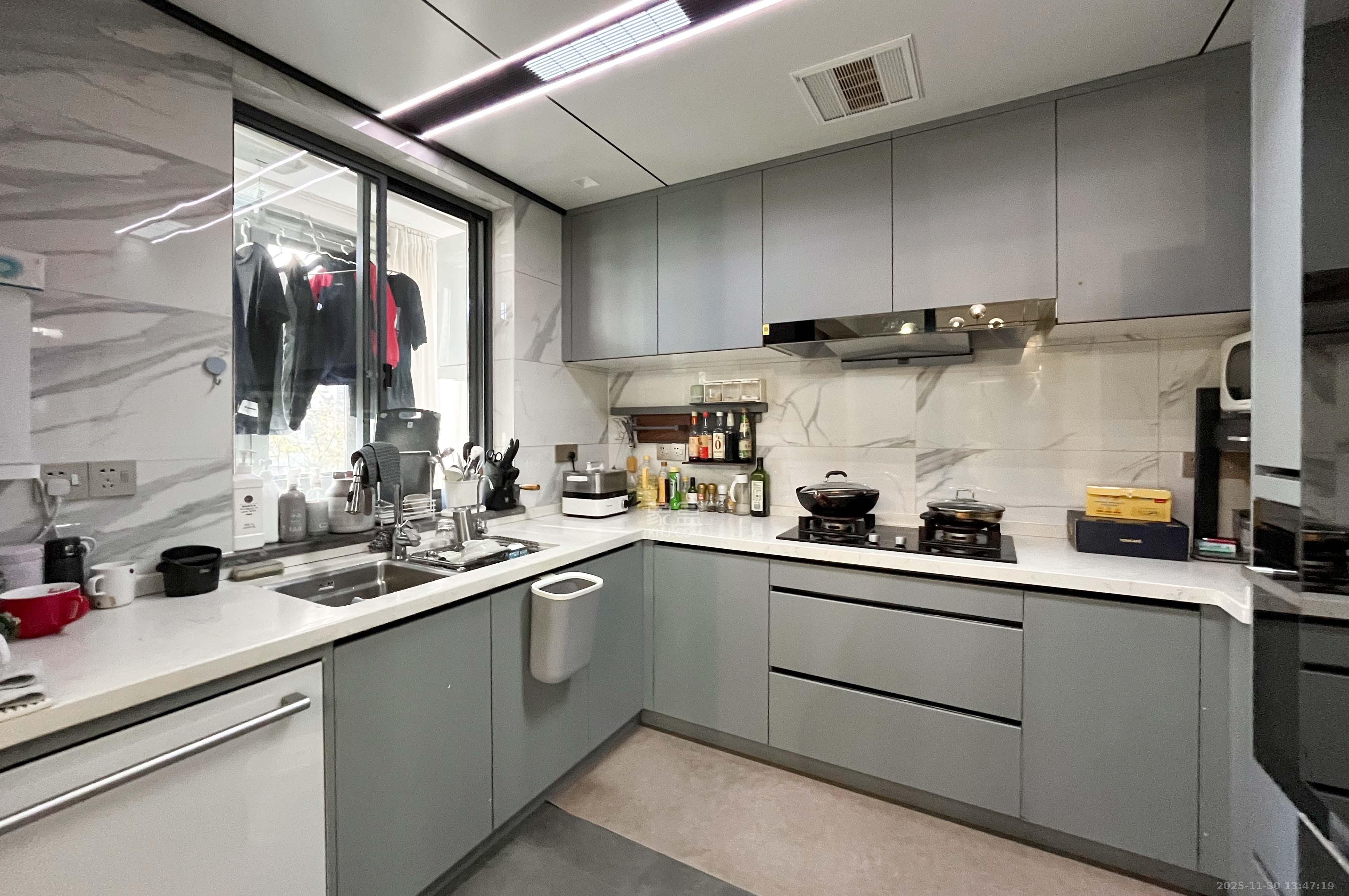 梅溪正荣府 4室2厅2卫 278.0万 梅溪正荣府 4室2厅2卫 278.0万厨房