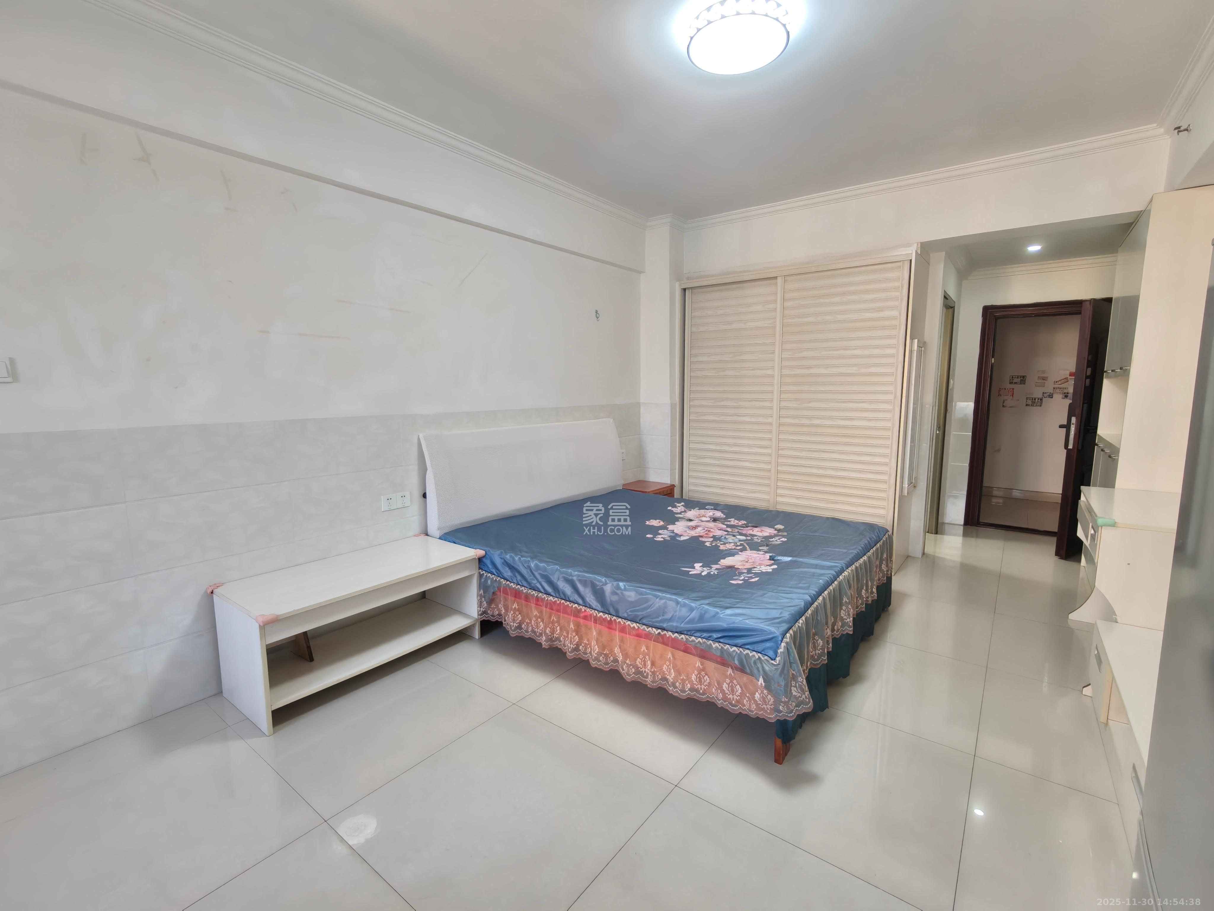 同鑫家园 1室1厅1卫 1400.0元/月 同鑫家园 1室1厅1卫 1400.0元/月室内图