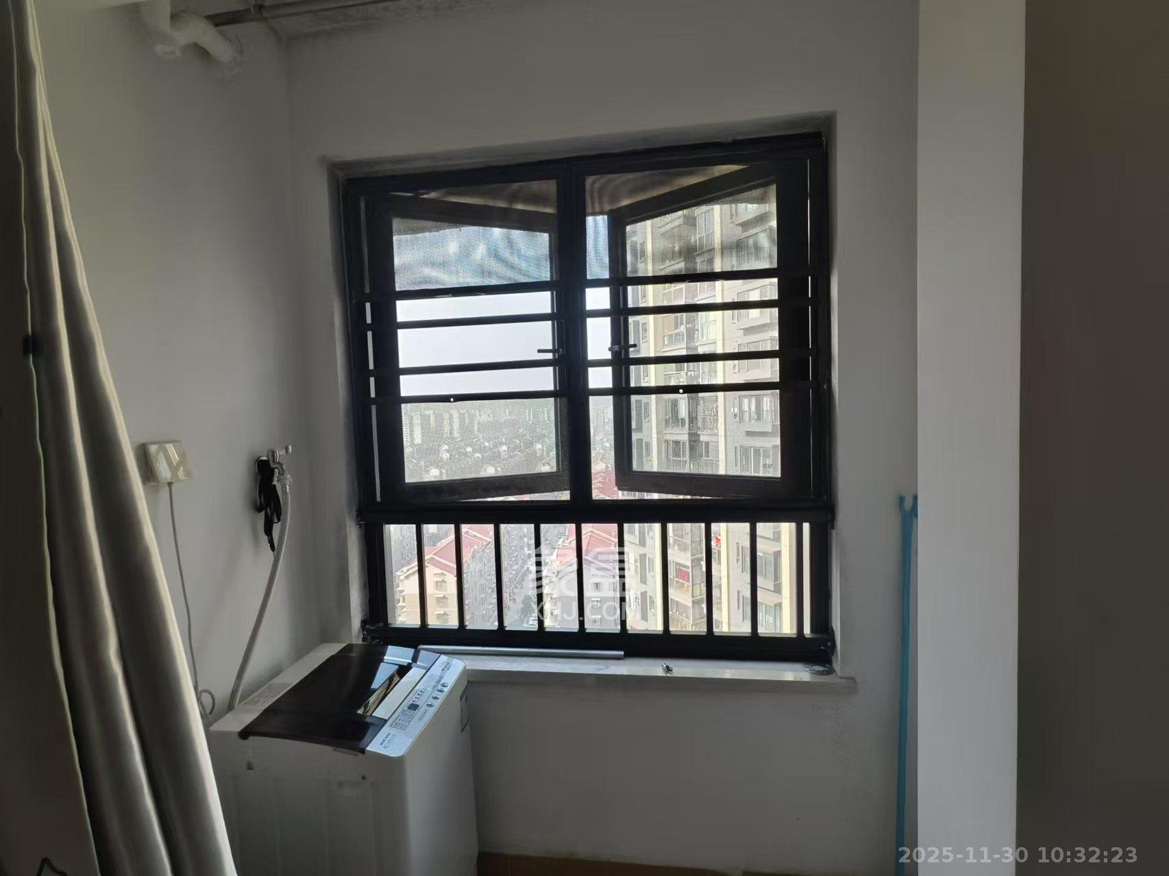 万科金域缇香 1室1厅1卫 1300.0元/月 万科金域缇香 1室1厅1卫 1300.0元/月室内图