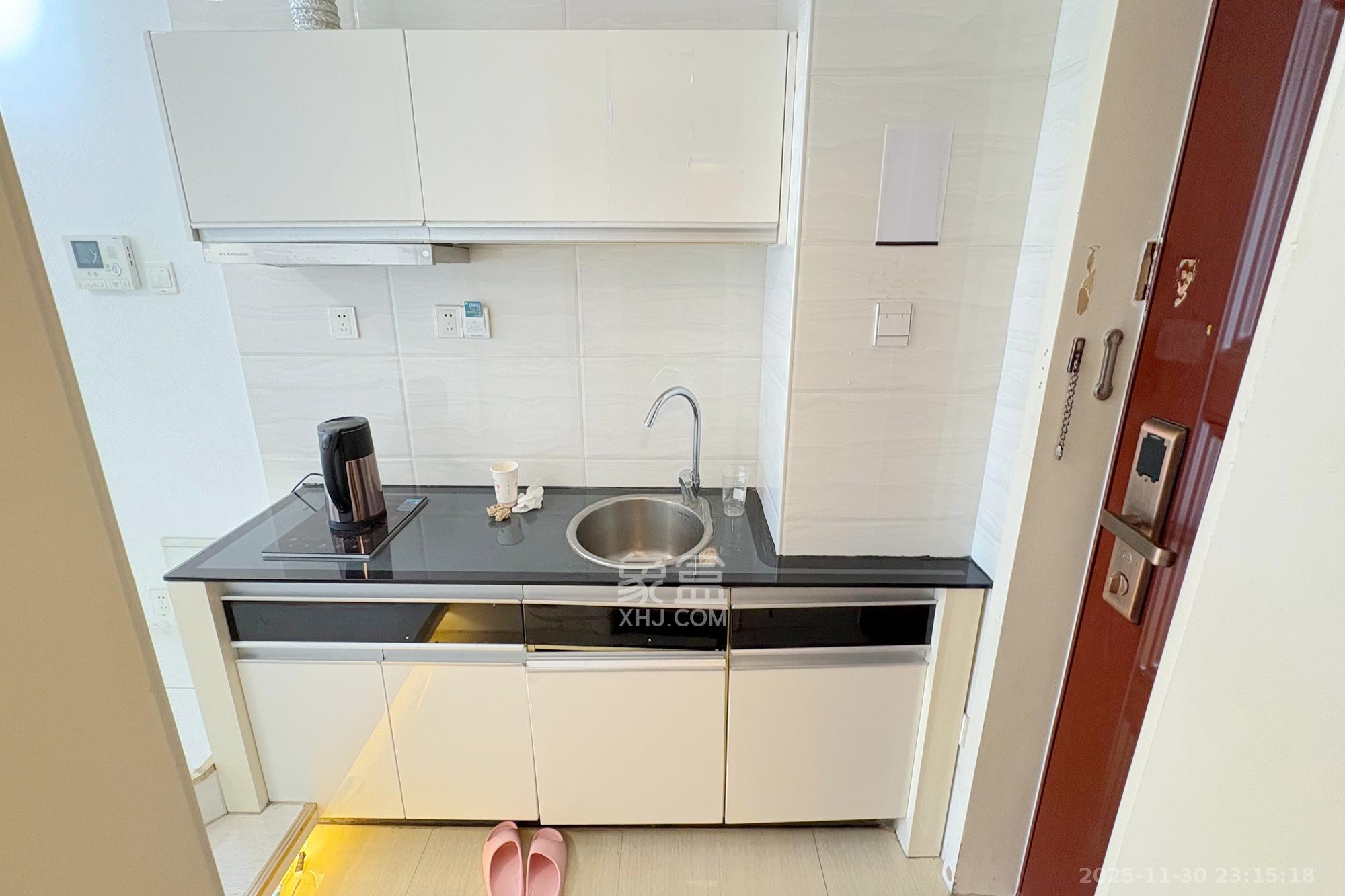 壹号公馆  1室1厅1卫    47.0万厨房