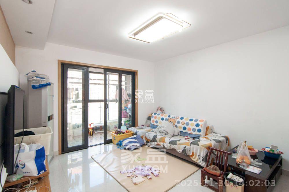 高鑫麓城 3室2厅2卫 3000.0元/月 高鑫麓城 3室2厅2卫 3000.0元/月室内图