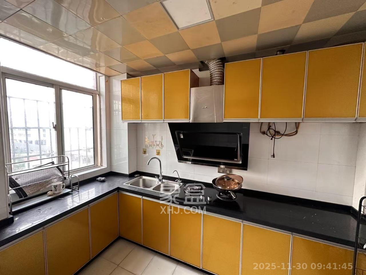 水印华府一期 3室2厅2卫 2200.0元/月 水印华府一期 3室2厅2卫 2200.0元/月室内图