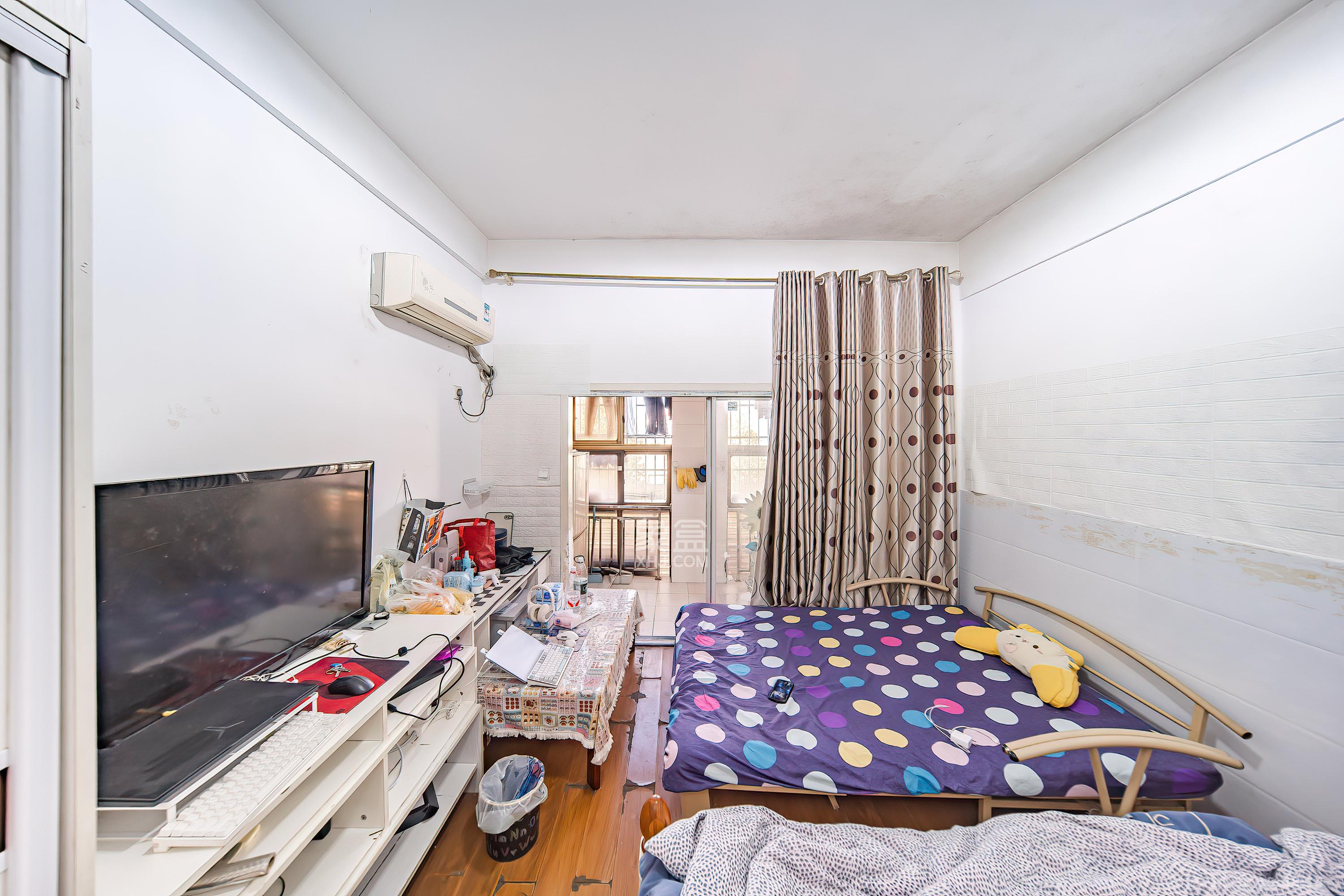 毛家桥大市场(胜利商贸市场) 1室0厅1卫 13.8万 毛家桥大市场(胜利商贸市场) 1室0厅1卫 13.8万客厅