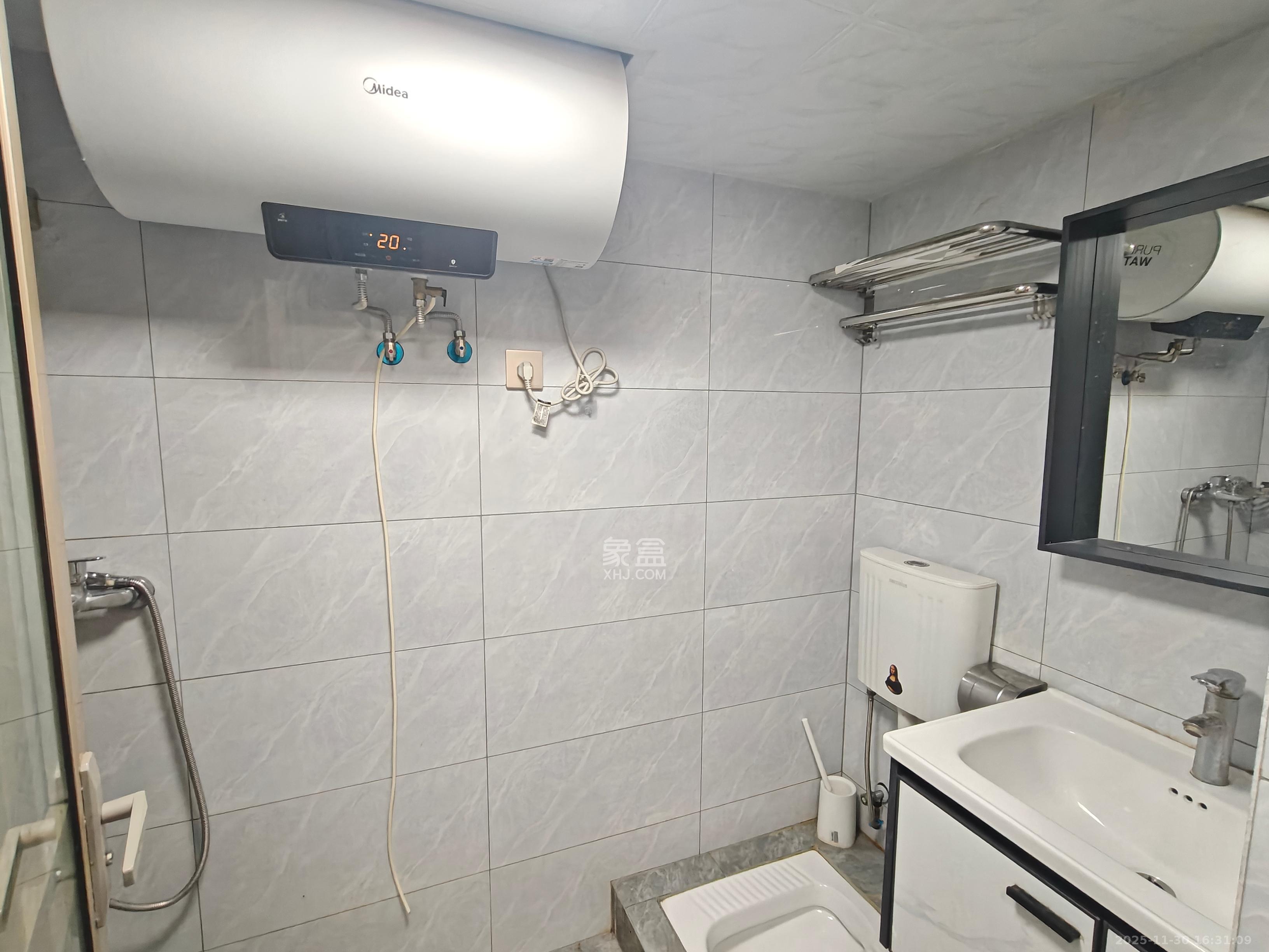 金地铂悦  1室1厅1卫    1500.0元/月室内图