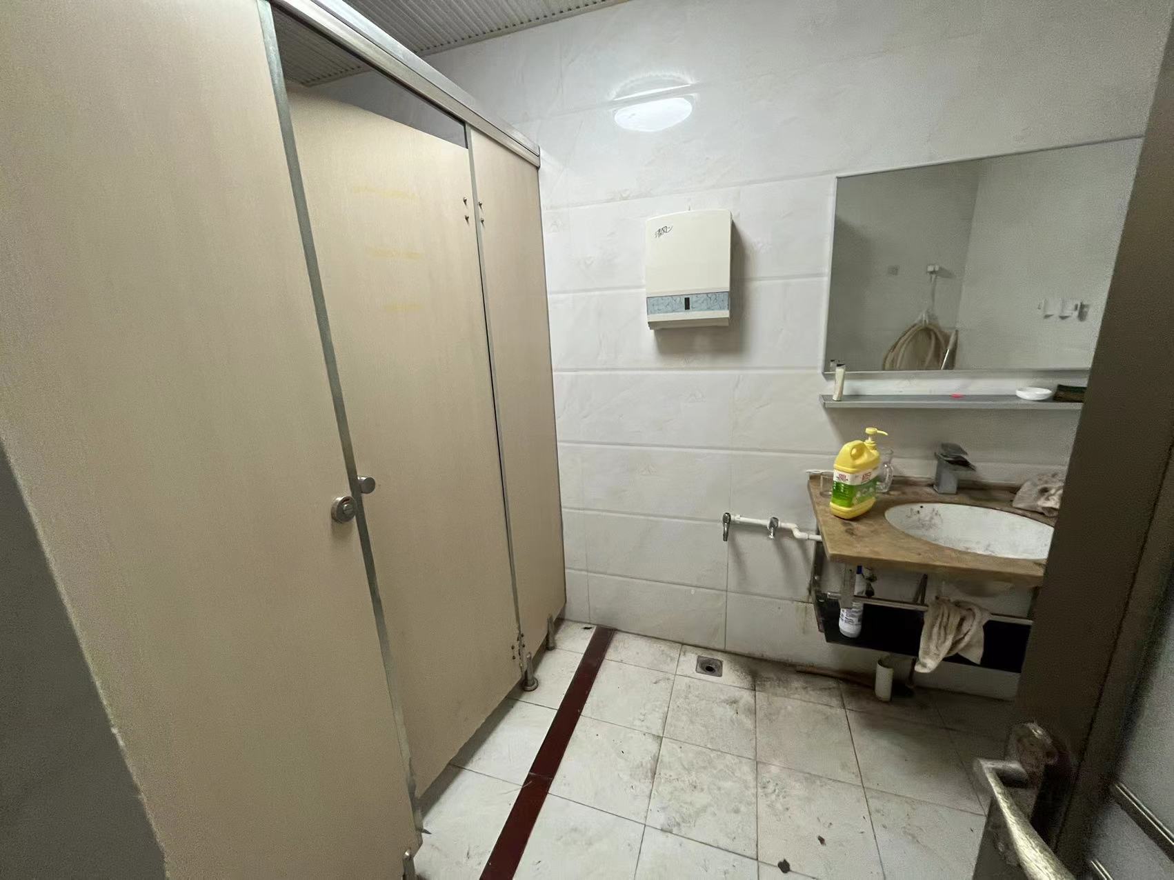 静安园别墅(海甸岛五西路) 15室2厅6卫 1300.0万 静安园别墅(海甸岛五西路) 15室2厅6卫 1300.0万室内图