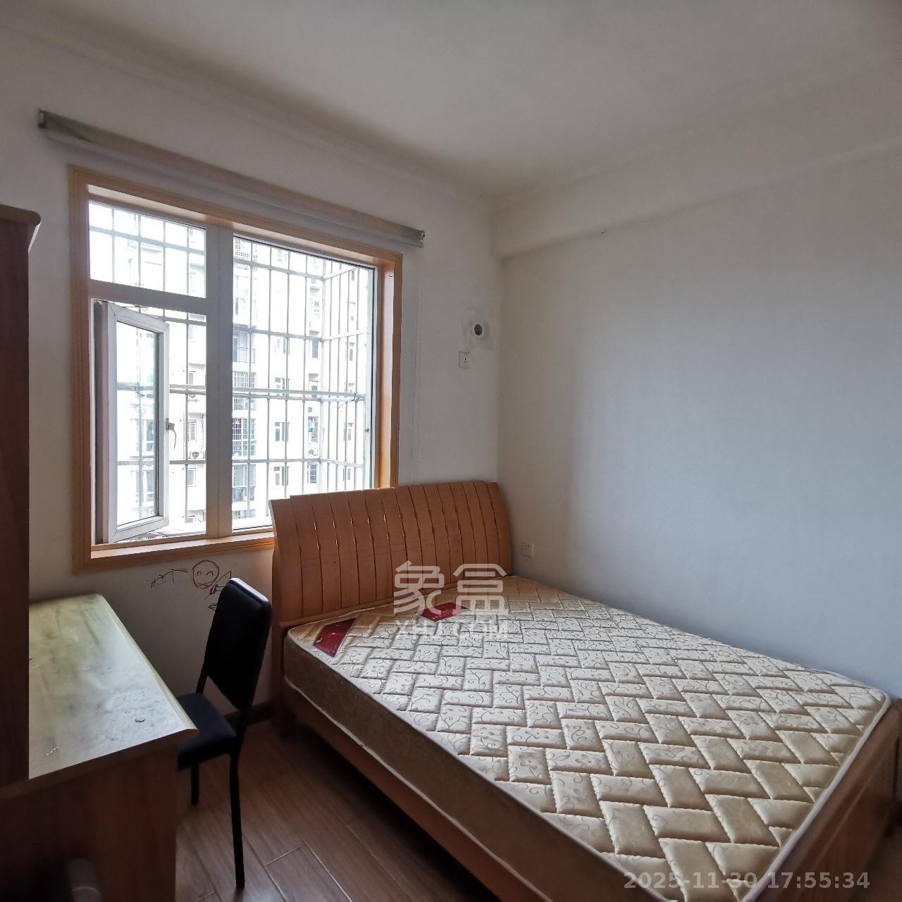 中房F联邦  3室2厅2卫    2500.0元/月室内图