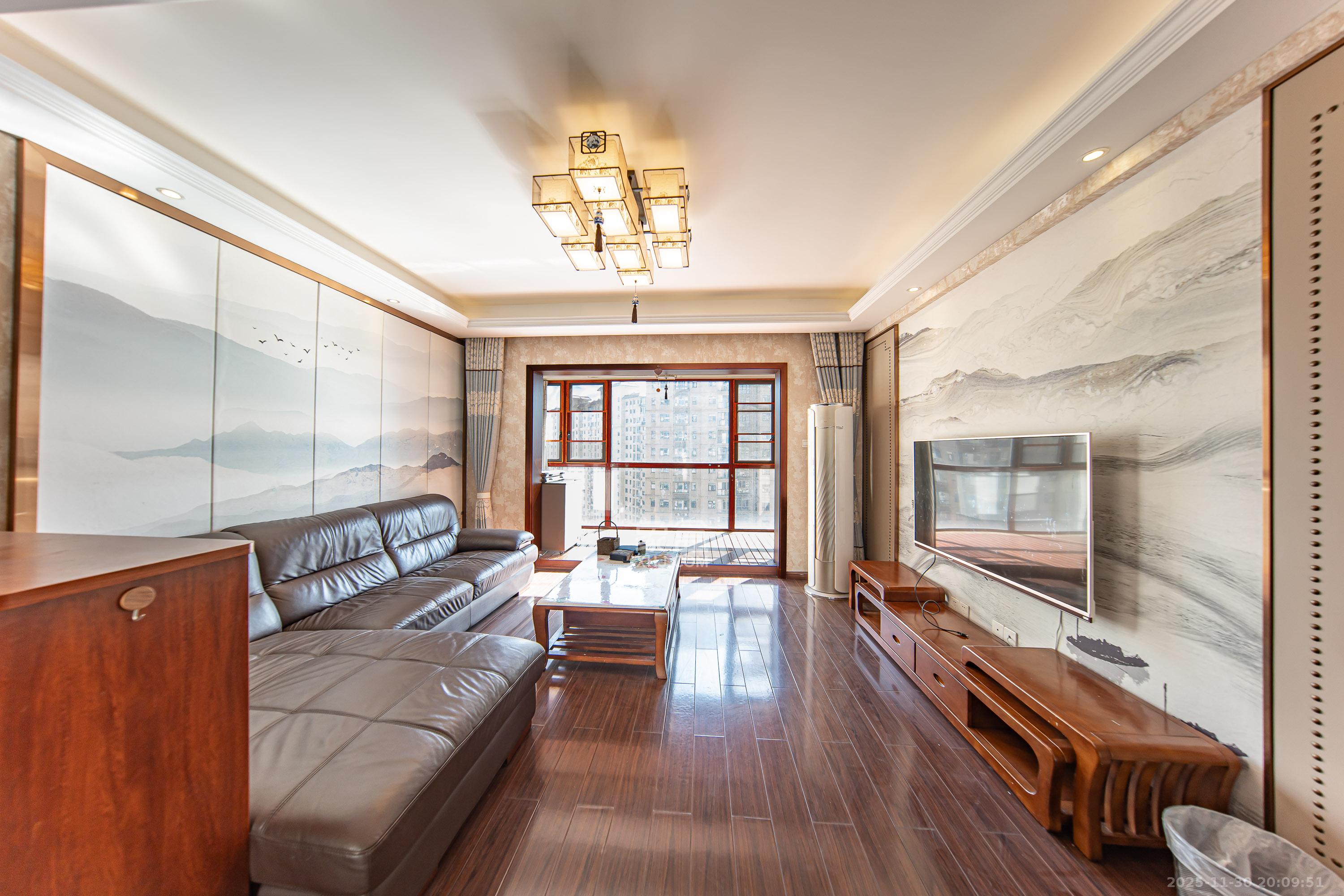 江山帝景哈佛 1室0厅0卫 140.0万 江山帝景哈佛 1室0厅0卫 140.0万客厅