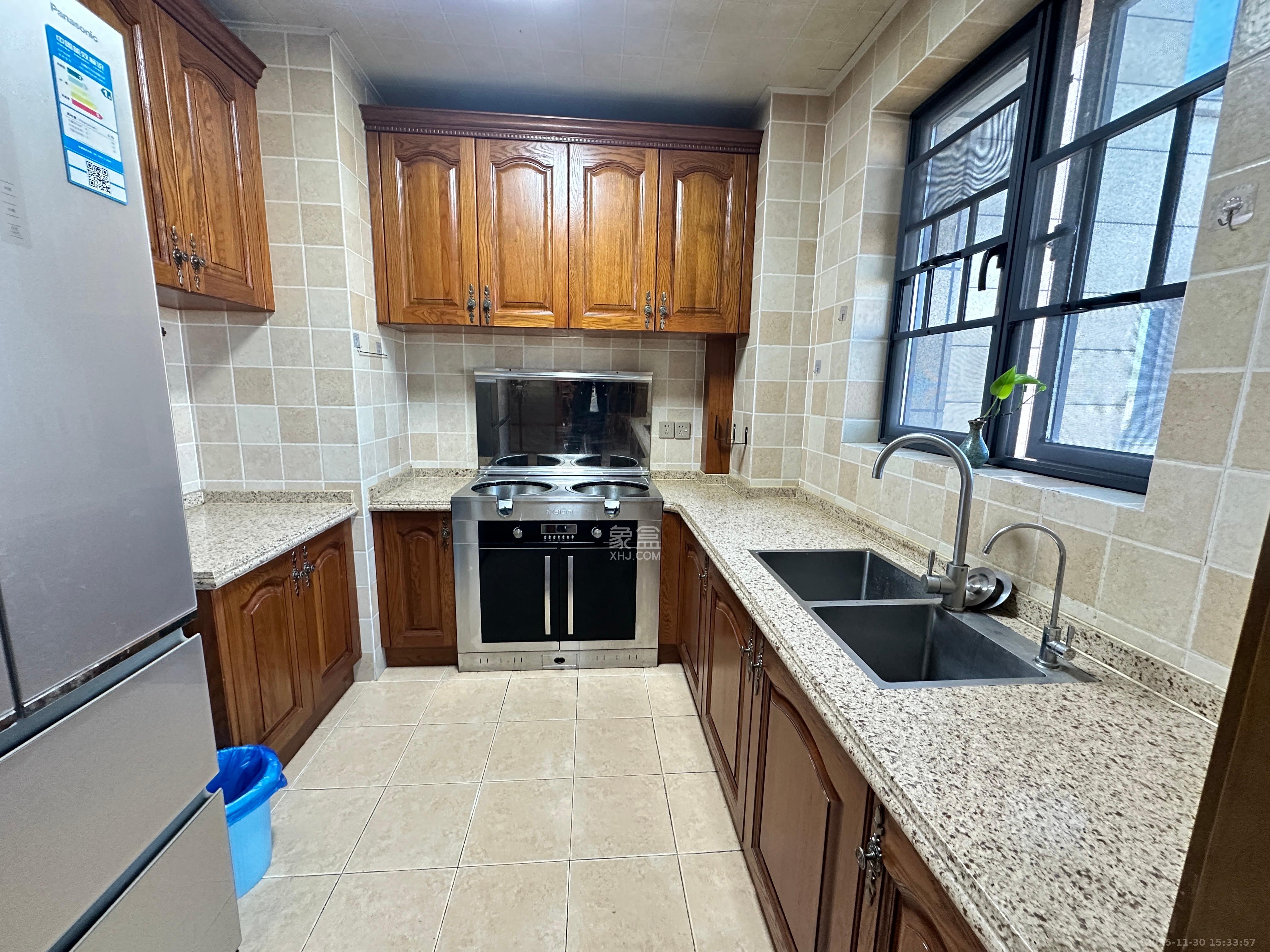 保利国际广场 3室2厅1卫 6000.0元/月 保利国际广场 3室2厅1卫 6000.0元/月室内图