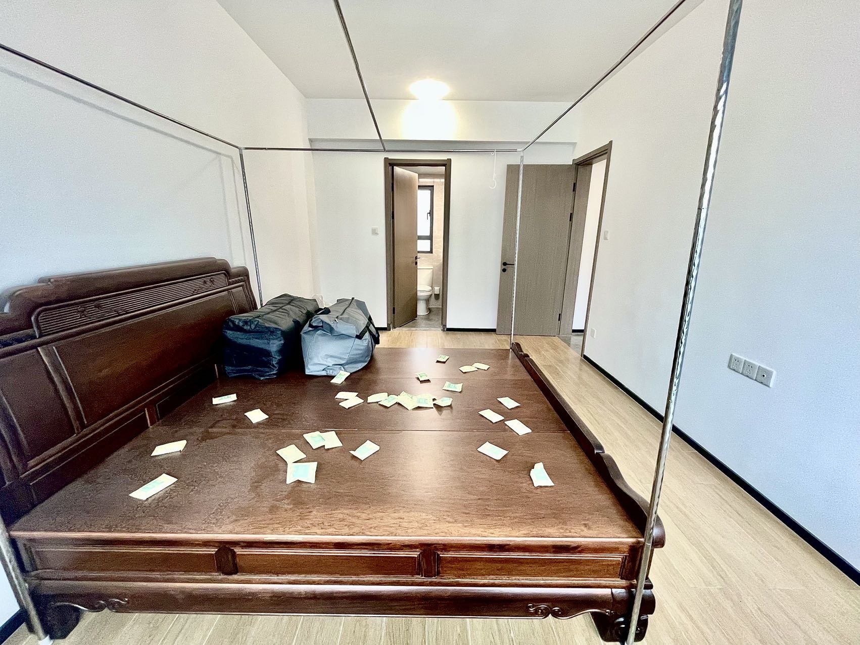 中海汇德里  3室2厅2卫    5000.0元/月室内图