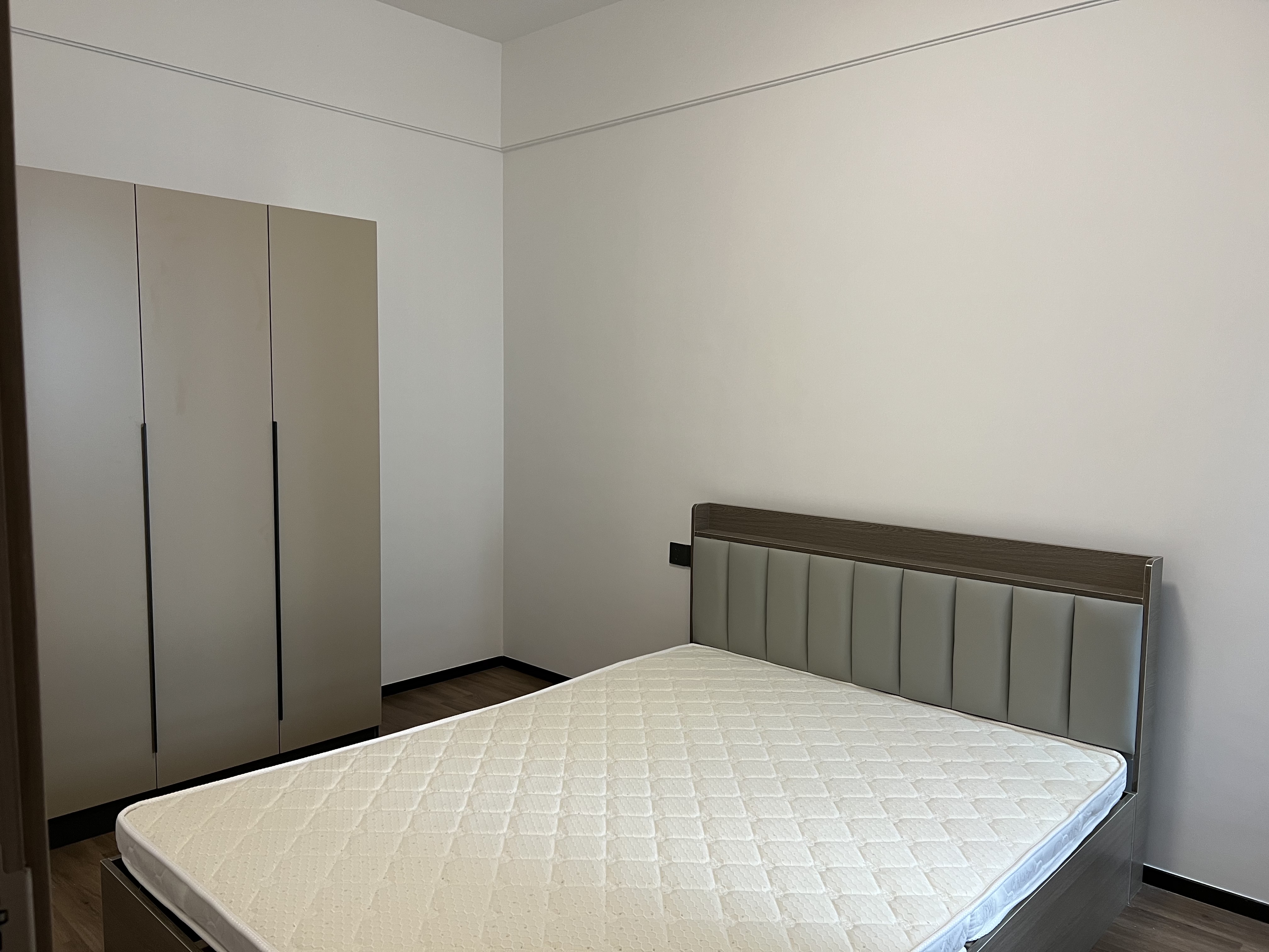 华润中心三期 3室2厅2卫 5300.0元/月 华润中心三期 3室2厅2卫 5300.0元/月室内图