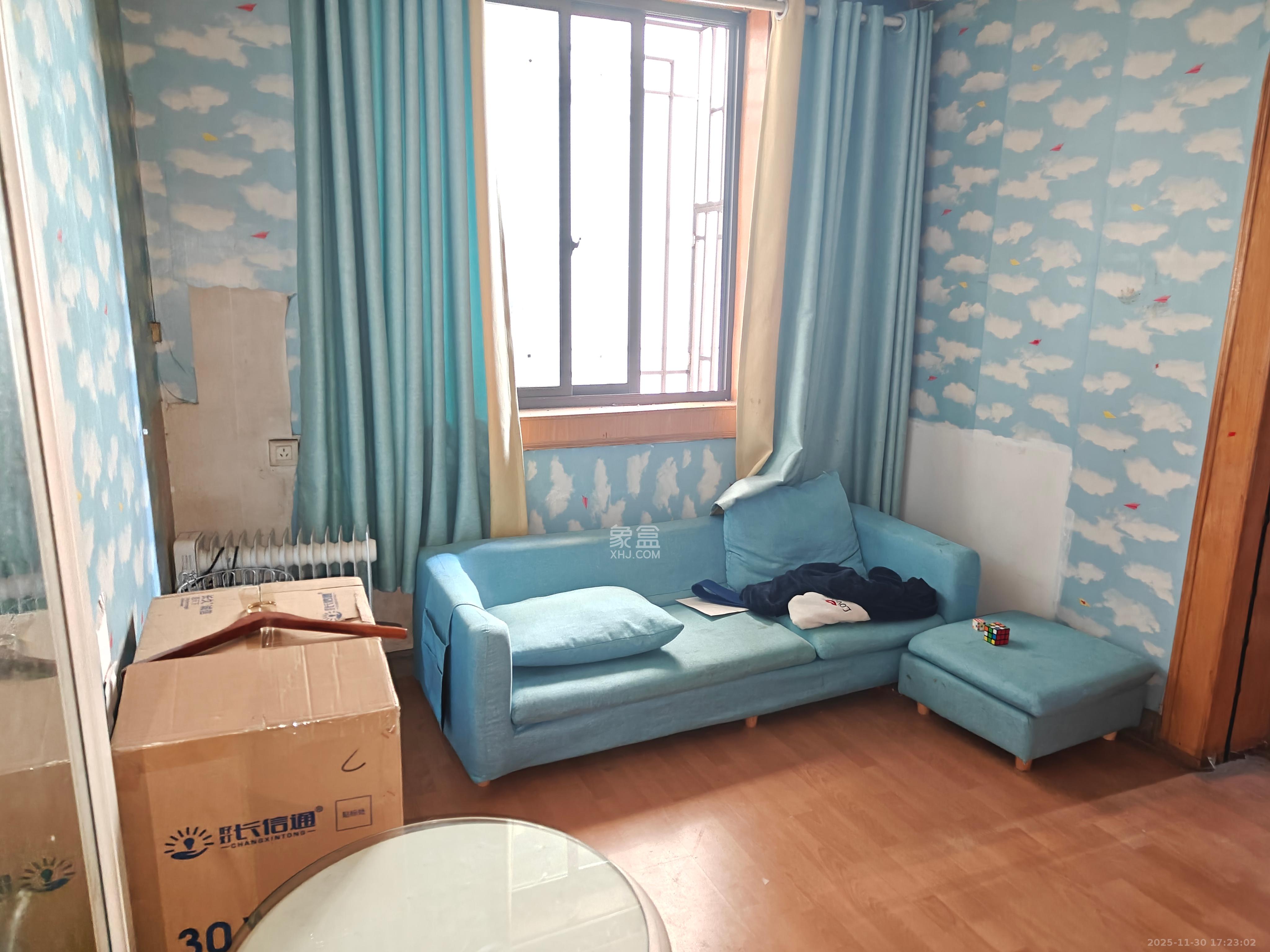 西湖路173号（原西湖大厦）  2室1厅1卫    1600.0元/月