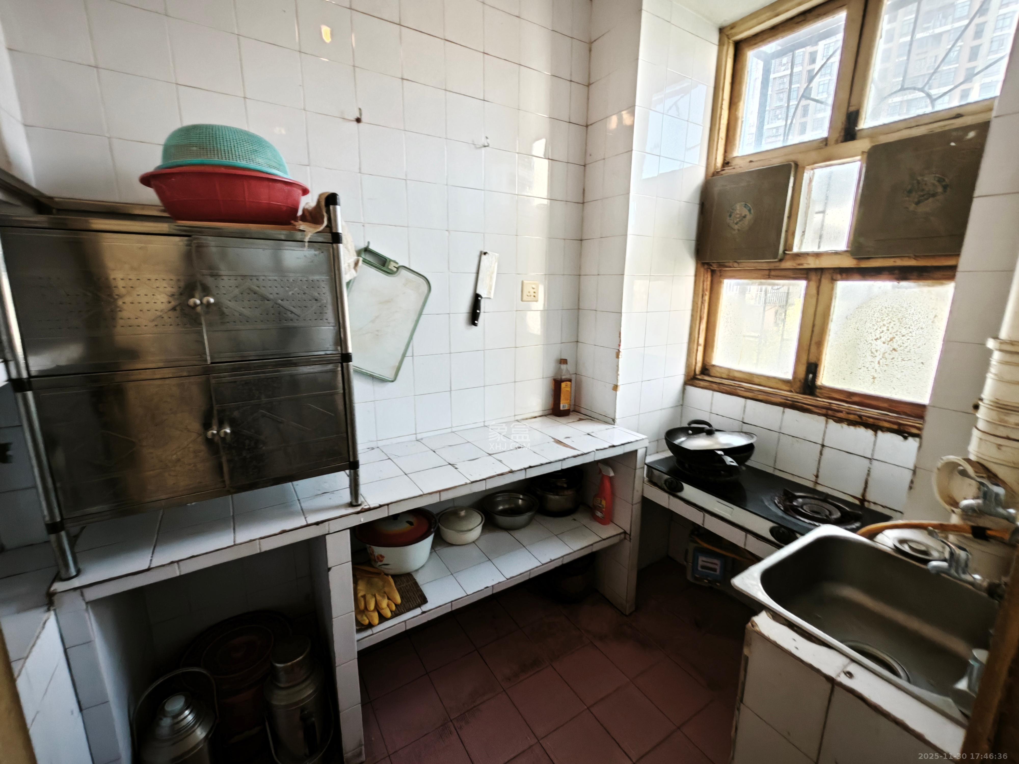 南园小区 3室2厅1卫 1200.0元/月 南园小区 3室2厅1卫 1200.0元/月室内图