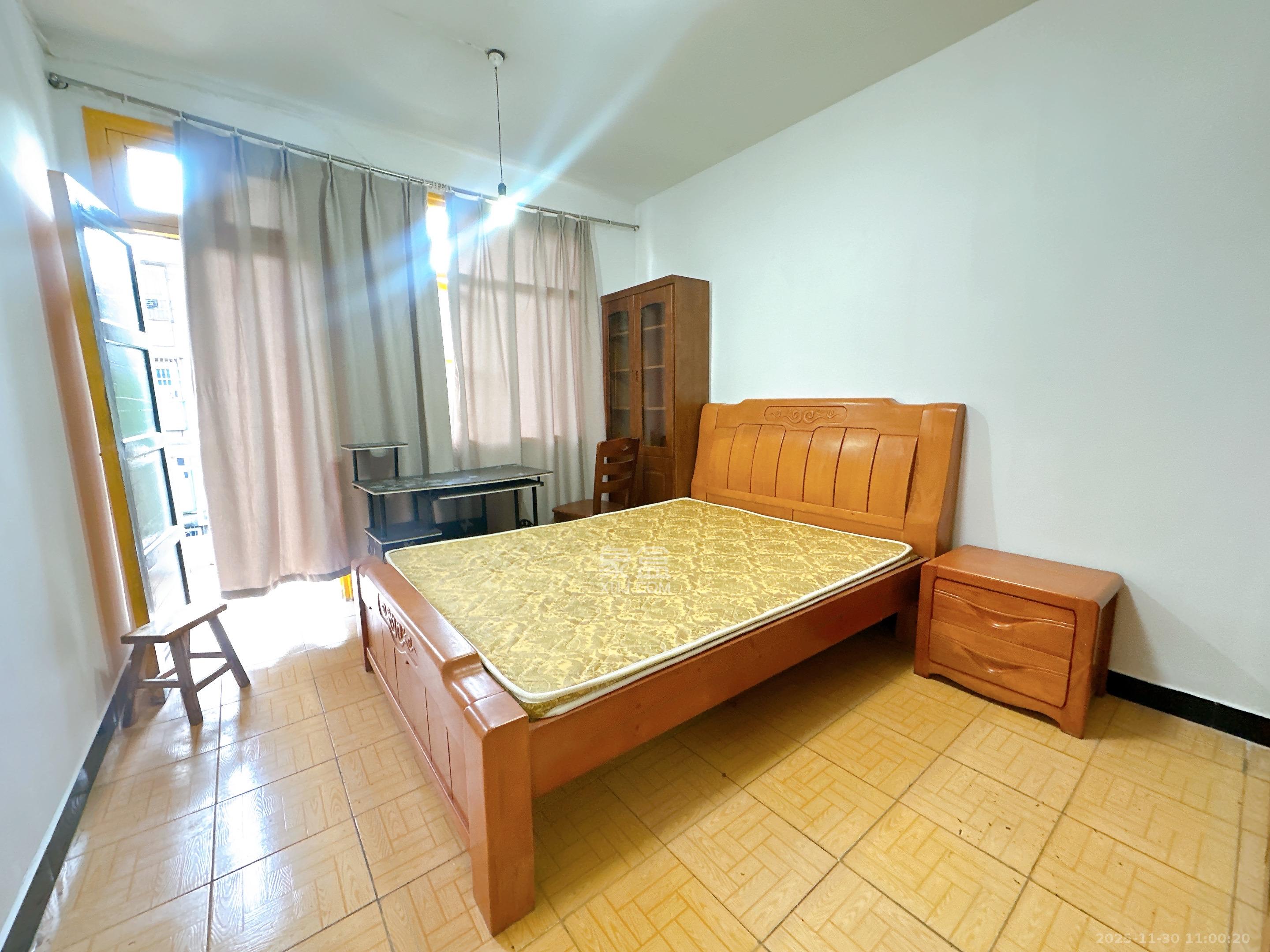 东风一村社区房（王家垅）  2室1厅1卫    1199.0元/月室内图