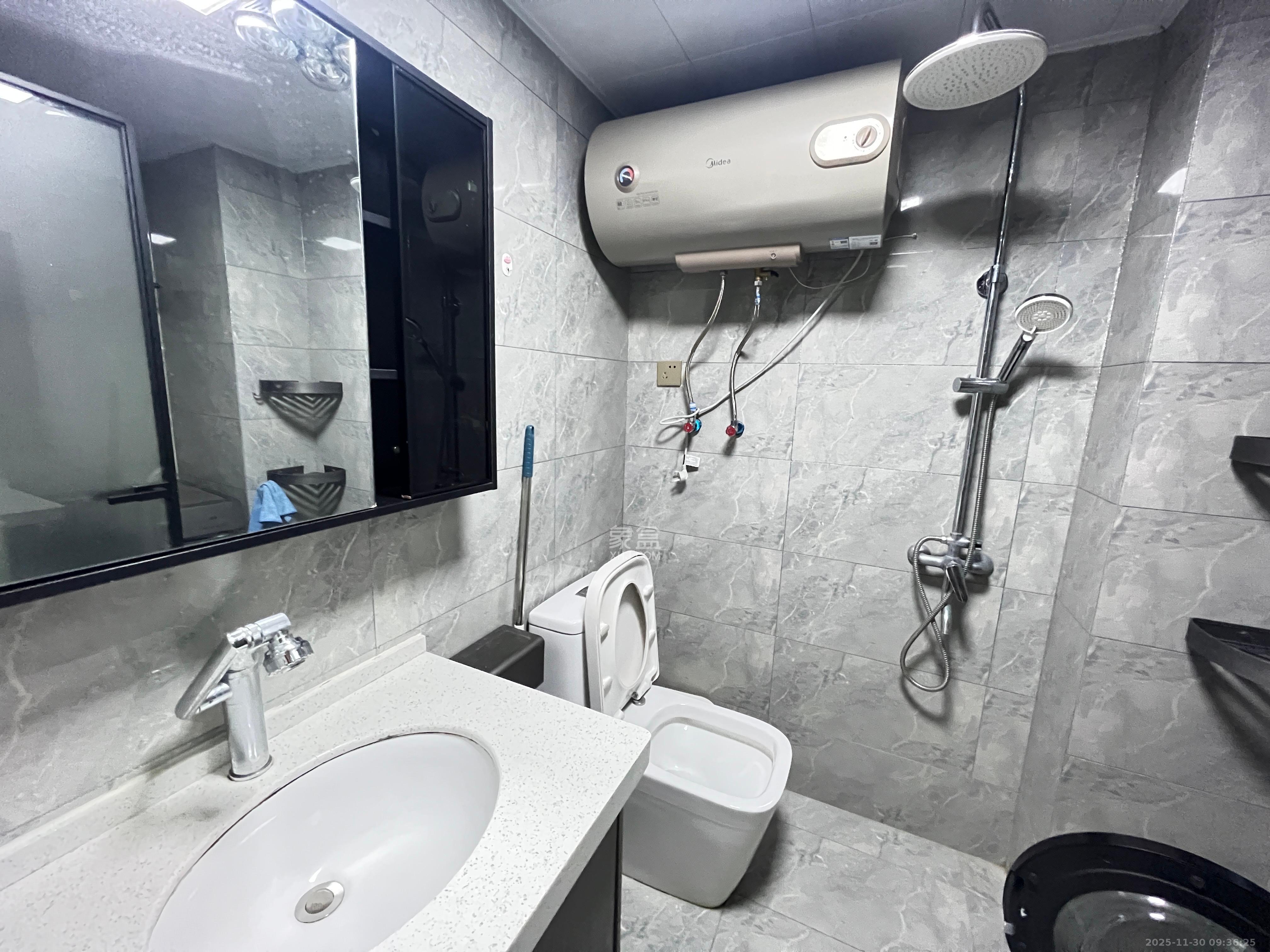 潇湘奥林匹克花园 1室0厅0卫 1400.0元/月 潇湘奥林匹克花园 1室0厅0卫 1400.0元/月室内图