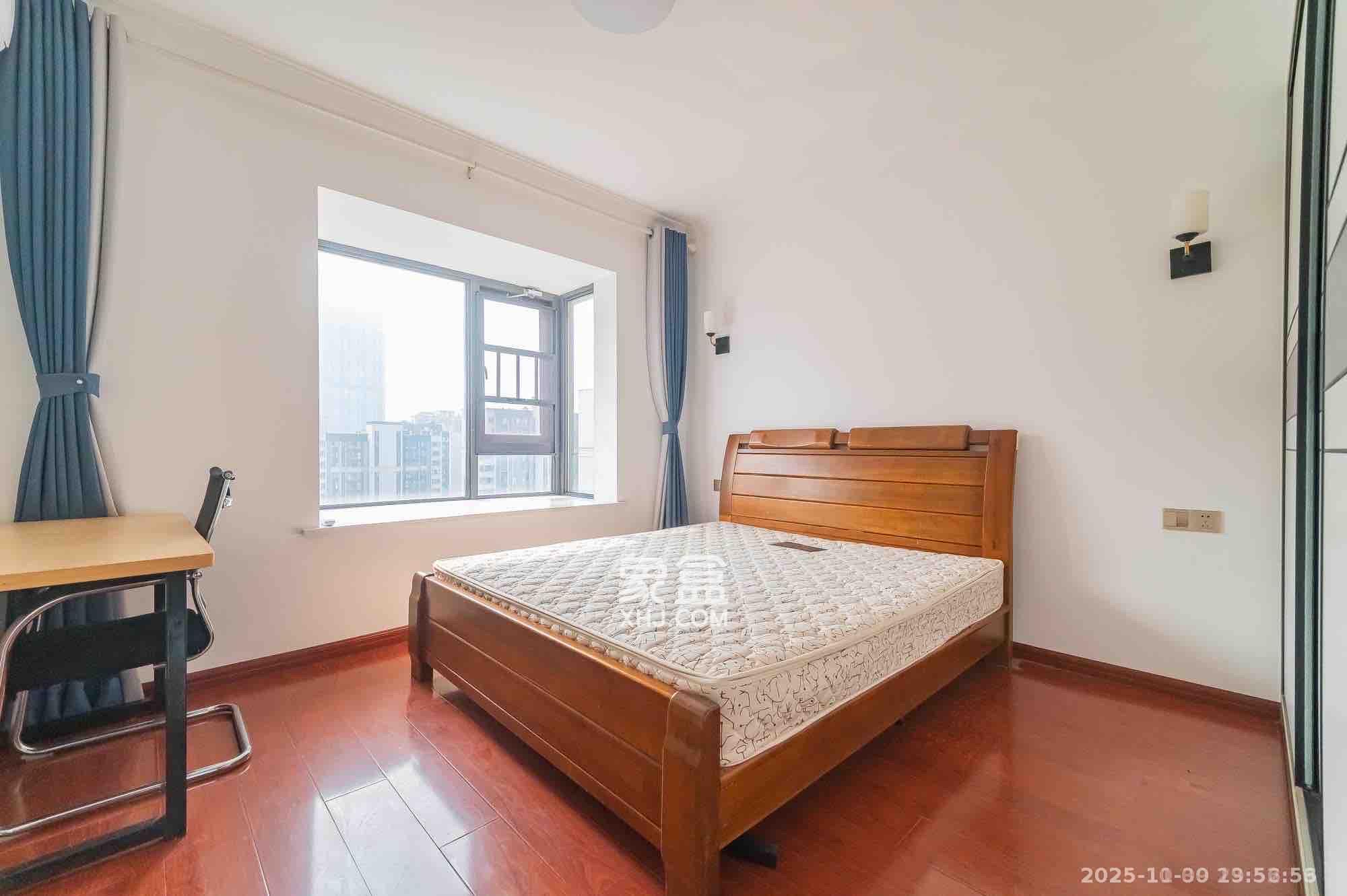 中建悦和城  4室2厅2卫    3000.0元/月室内图