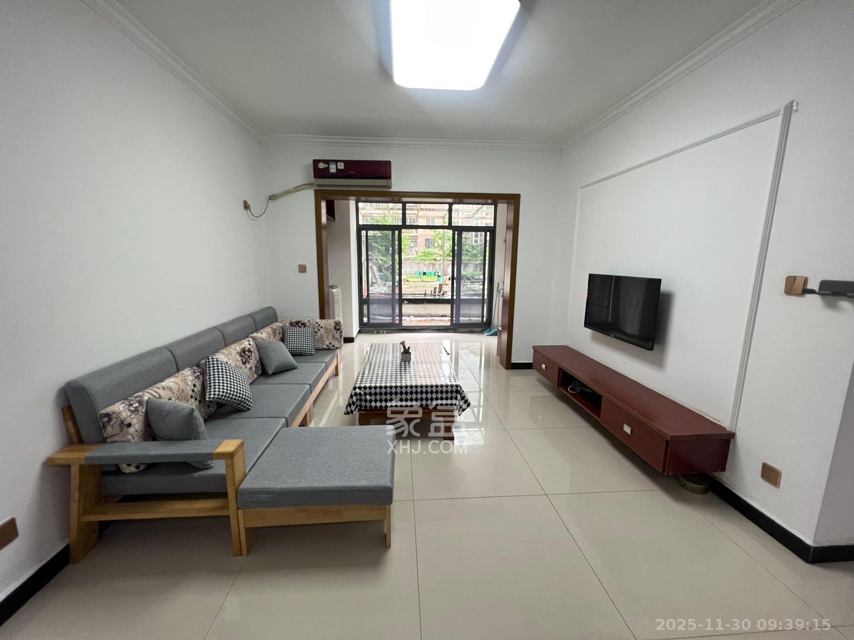 和馨园  2室1厅1卫    2000.0元/月