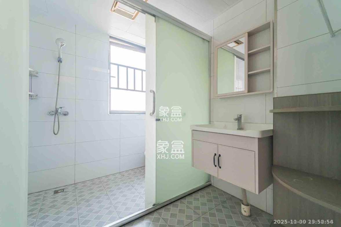 中建悦和城 4室2厅2卫 3000.0元/月 中建悦和城 4室2厅2卫 3000.0元/月室内图