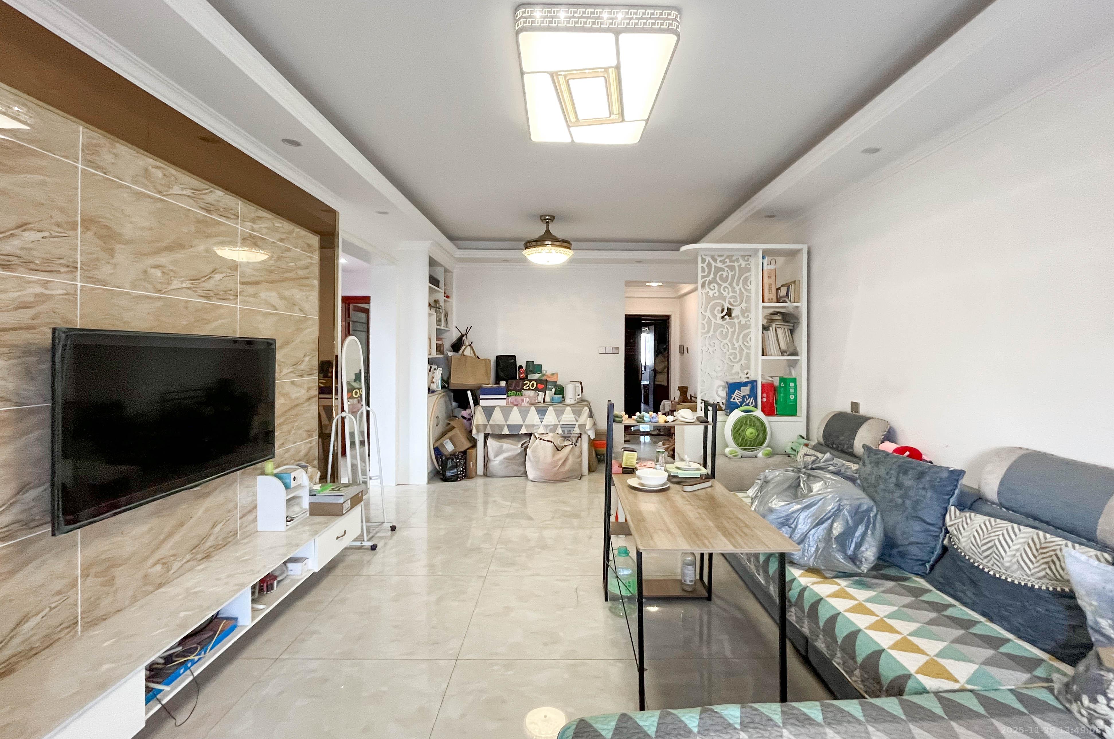 湘腾琴岛 1室2厅1卫 115.0万 湘腾琴岛 1室2厅1卫 115.0万客厅