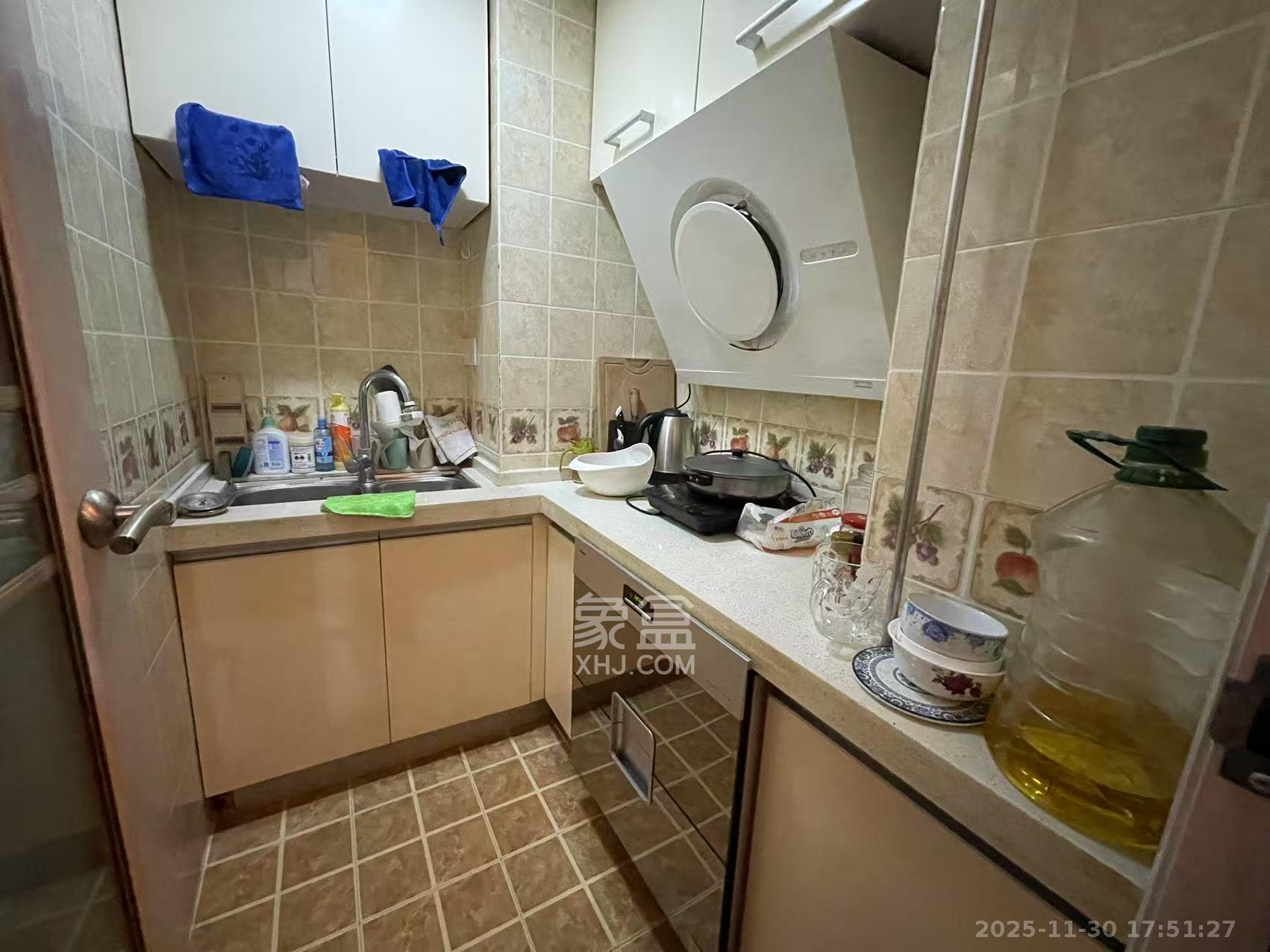 万博汇  1室1厅1卫    1800.0元/月室内图