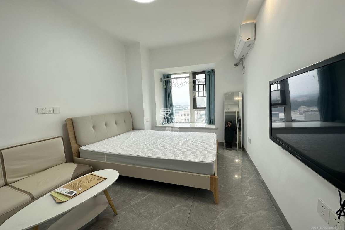 保利香槟国际 1室1厅1卫 1400.0元/月 保利香槟国际 1室1厅1卫 1400.0元/月室内图