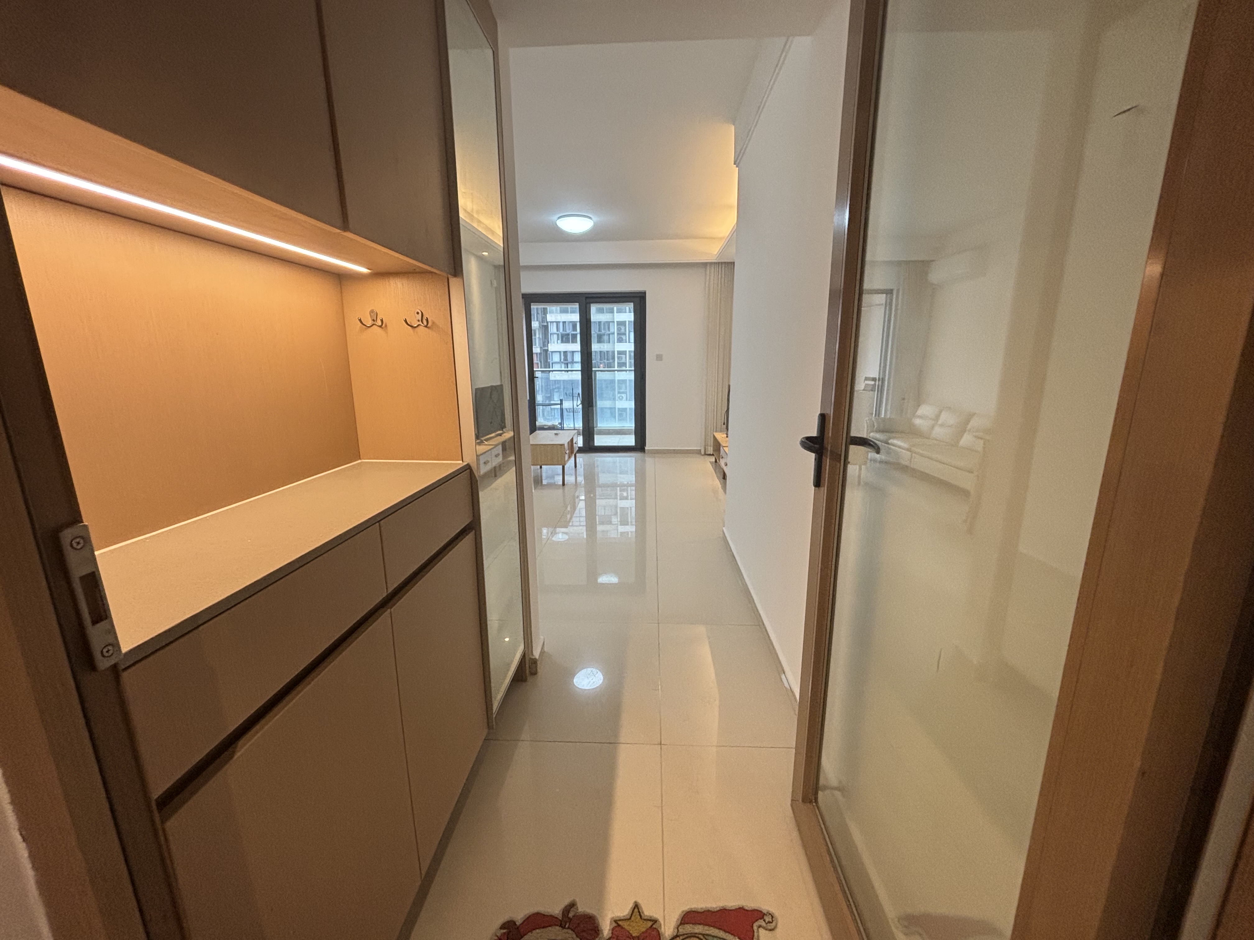 海南金地自在城  2室2厅1卫    1600.0元/月室内图