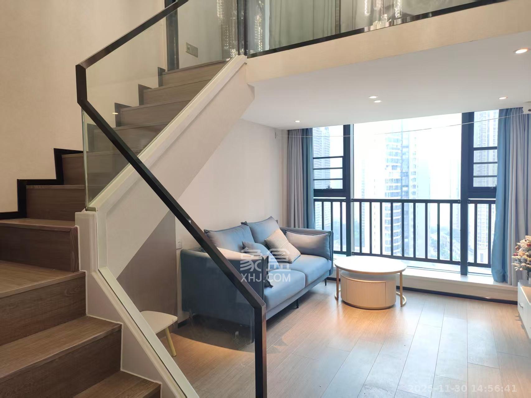 中一鲲出（鲲鹏府）  2室2厅1卫    2400.0元/月