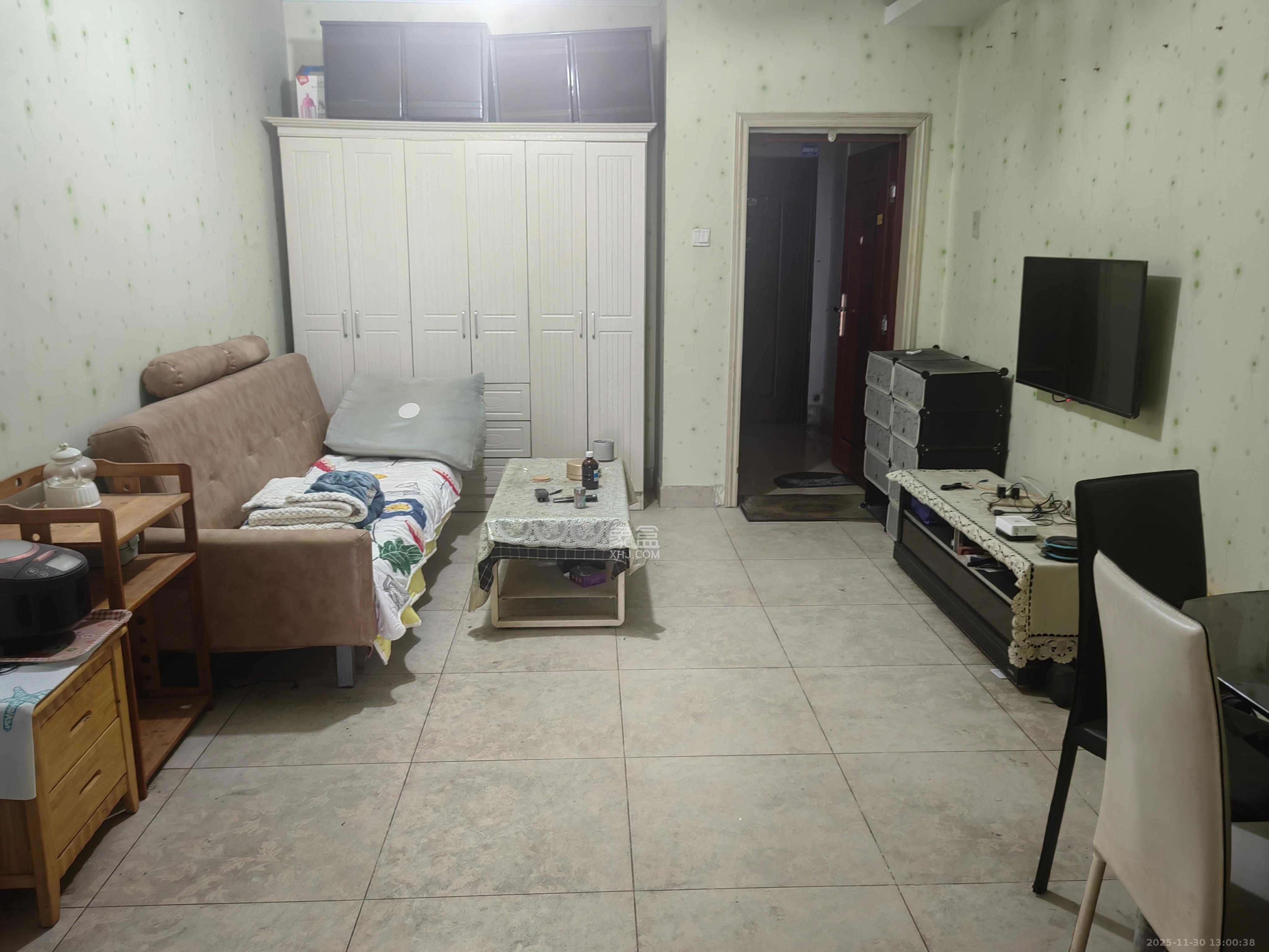 加加大街（华景苑）  1室1厅1卫    1600.0元/月