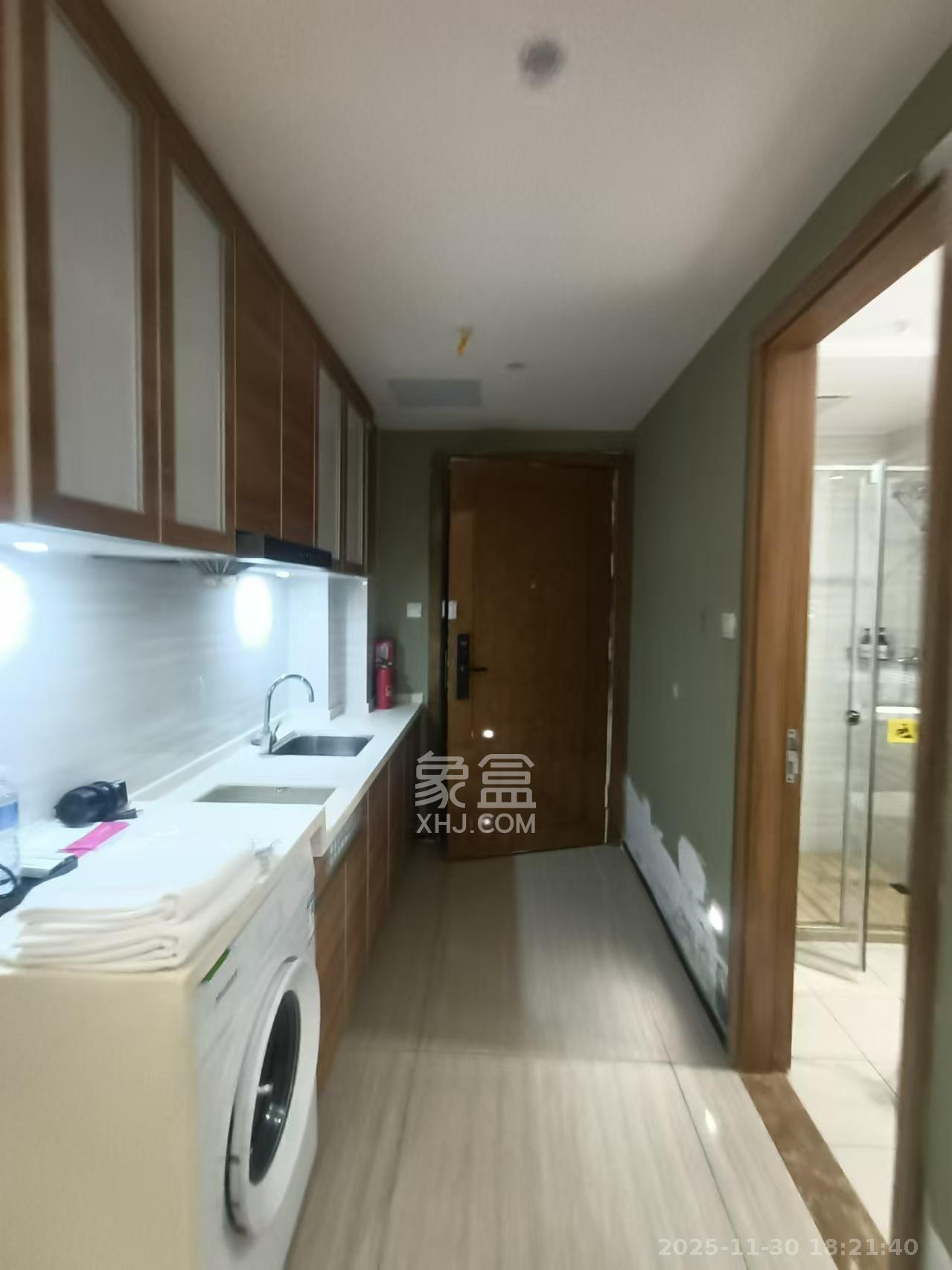 恒大金融广场 1室0厅0卫 1600.0元/月 恒大金融广场 1室0厅0卫 1600.0元/月室内图