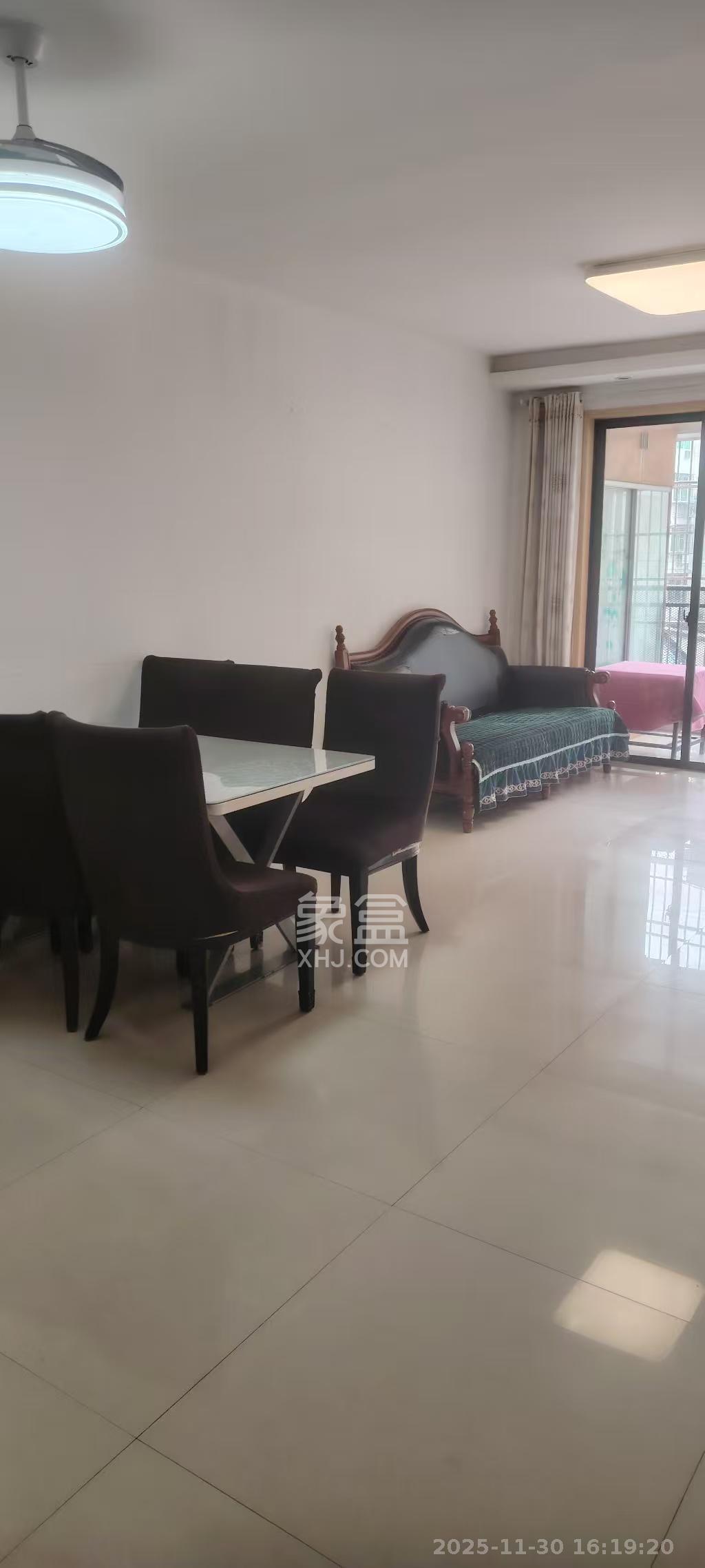 山水花都  2室1厅1卫    2100.0元/月