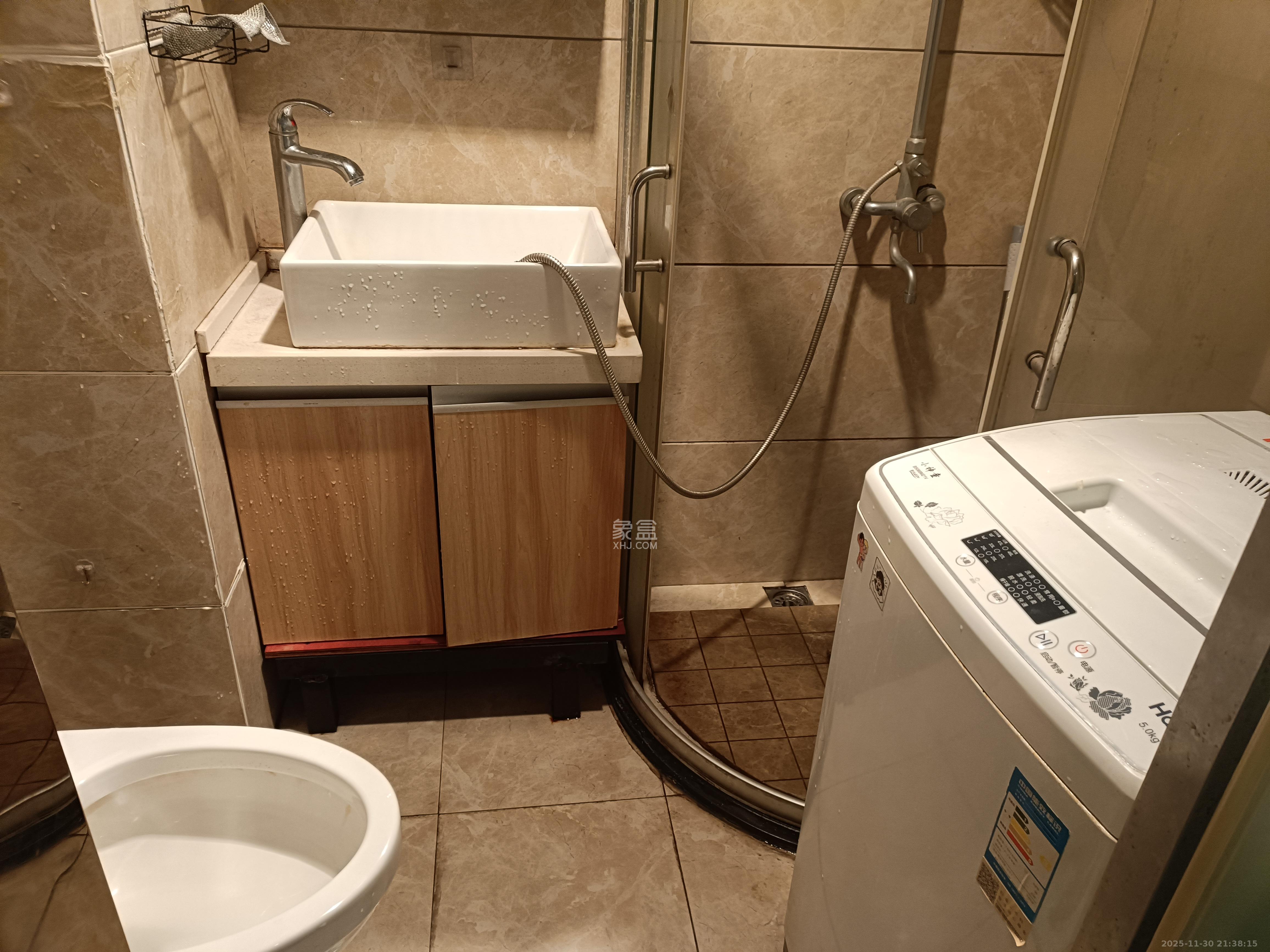 佐佑大厦 1室1厅1卫 900.0元/月 佐佑大厦 1室1厅1卫 900.0元/月室内图