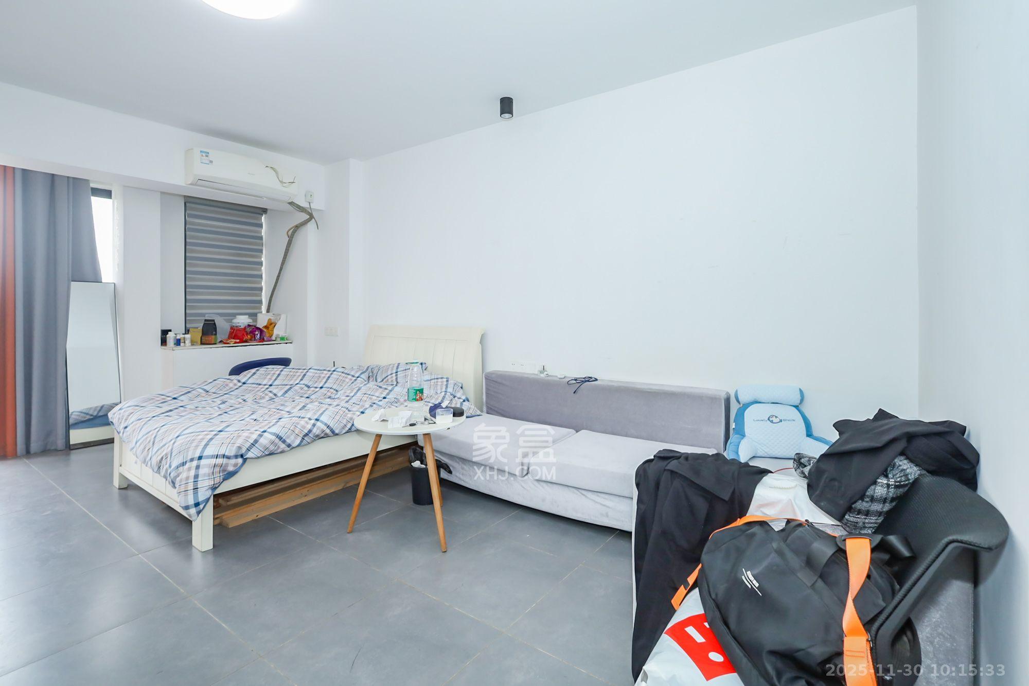 中交里城 1室1厅1卫 1300.0元/月 中交里城 1室1厅1卫 1300.0元/月室内图