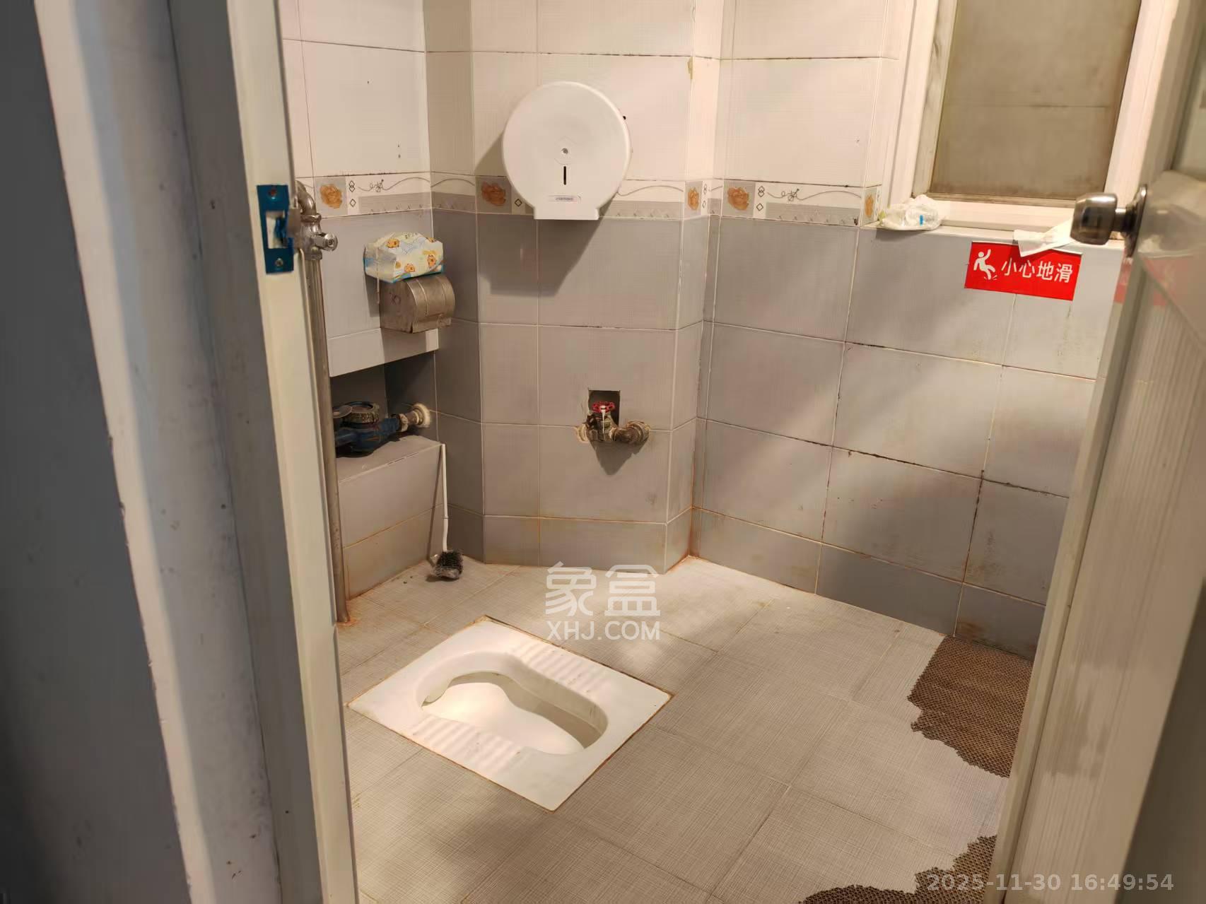 湘许嘉园  3室2厅2卫    2800.0元/月室内图