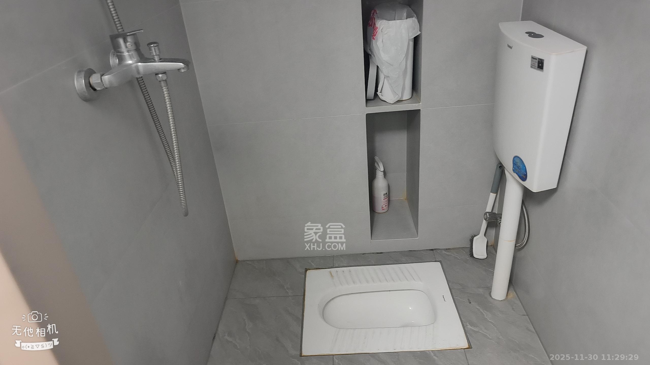 越秀悦湖台 2室1厅1卫 2500.0元/月 越秀悦湖台 2室1厅1卫 2500.0元/月室内图