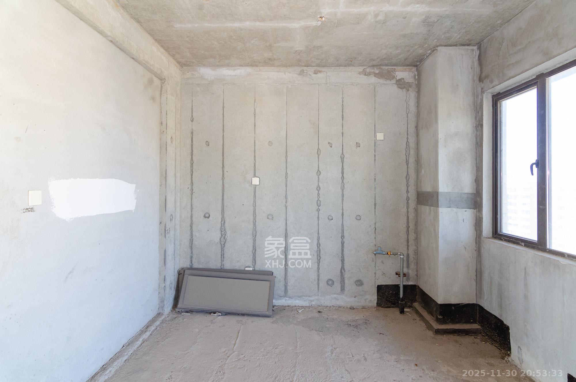 三润城(三润星城) 4室2厅2卫 78.0万 三润城(三润星城) 4室2厅2卫 78.0万厨房