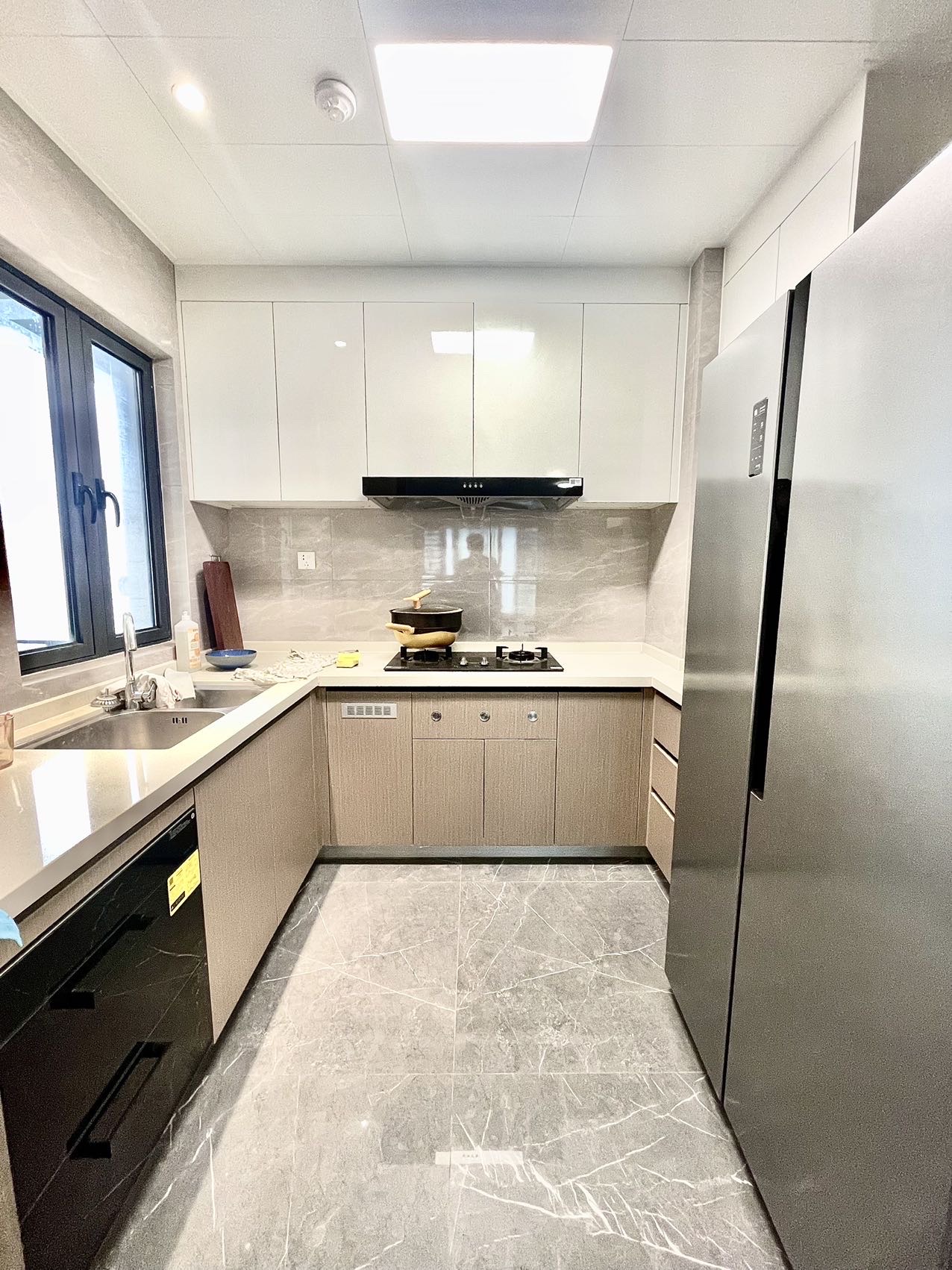 中海汇德里  3室2厅2卫    5000.0元/月室内图