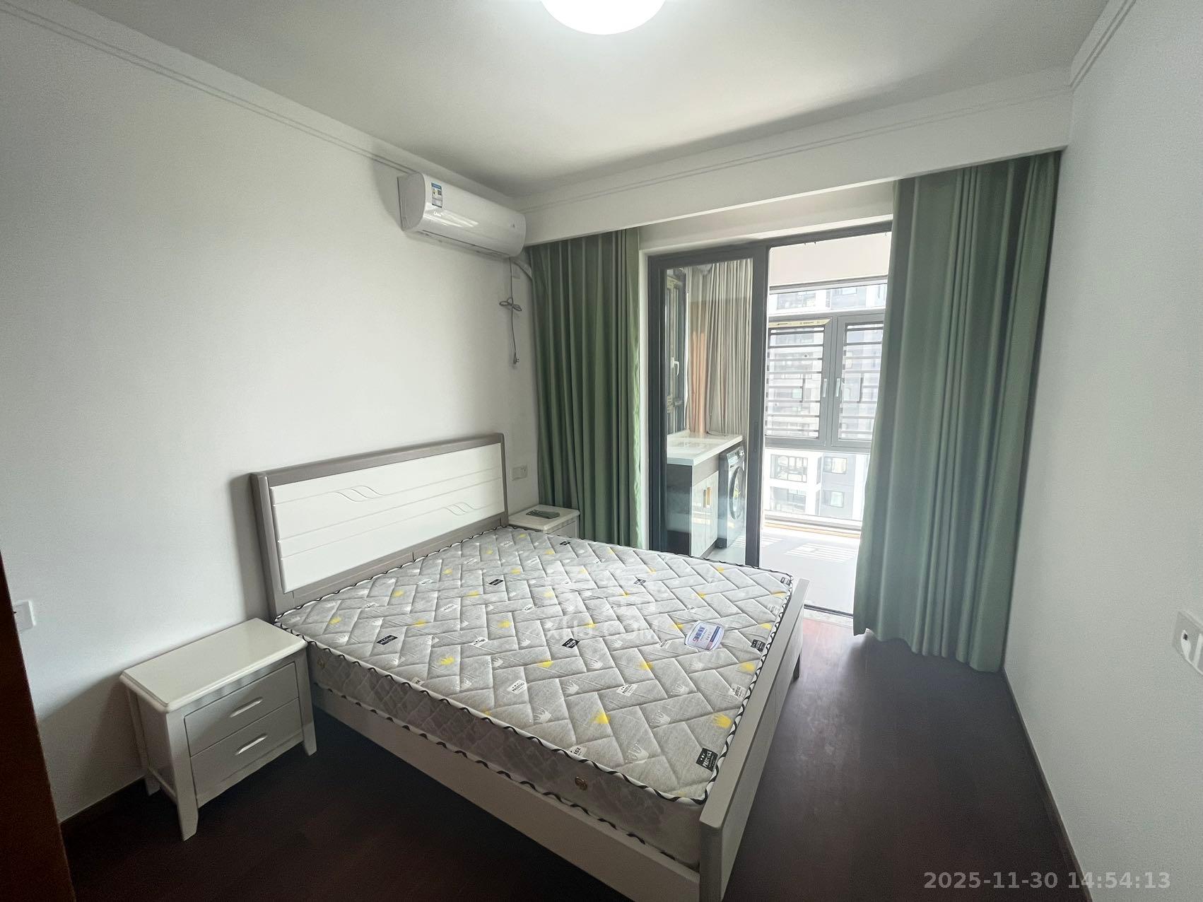 旭辉都会山 3室2厅2卫 4800.0元/月 旭辉都会山 3室2厅2卫 4800.0元/月室内图