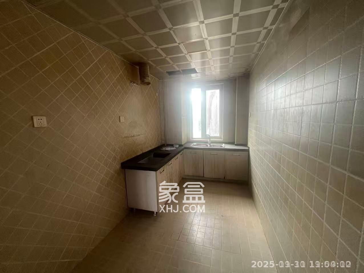 长城雅苑 3室2厅2卫 1600.0元/月 长城雅苑 3室2厅2卫 1600.0元/月室内图