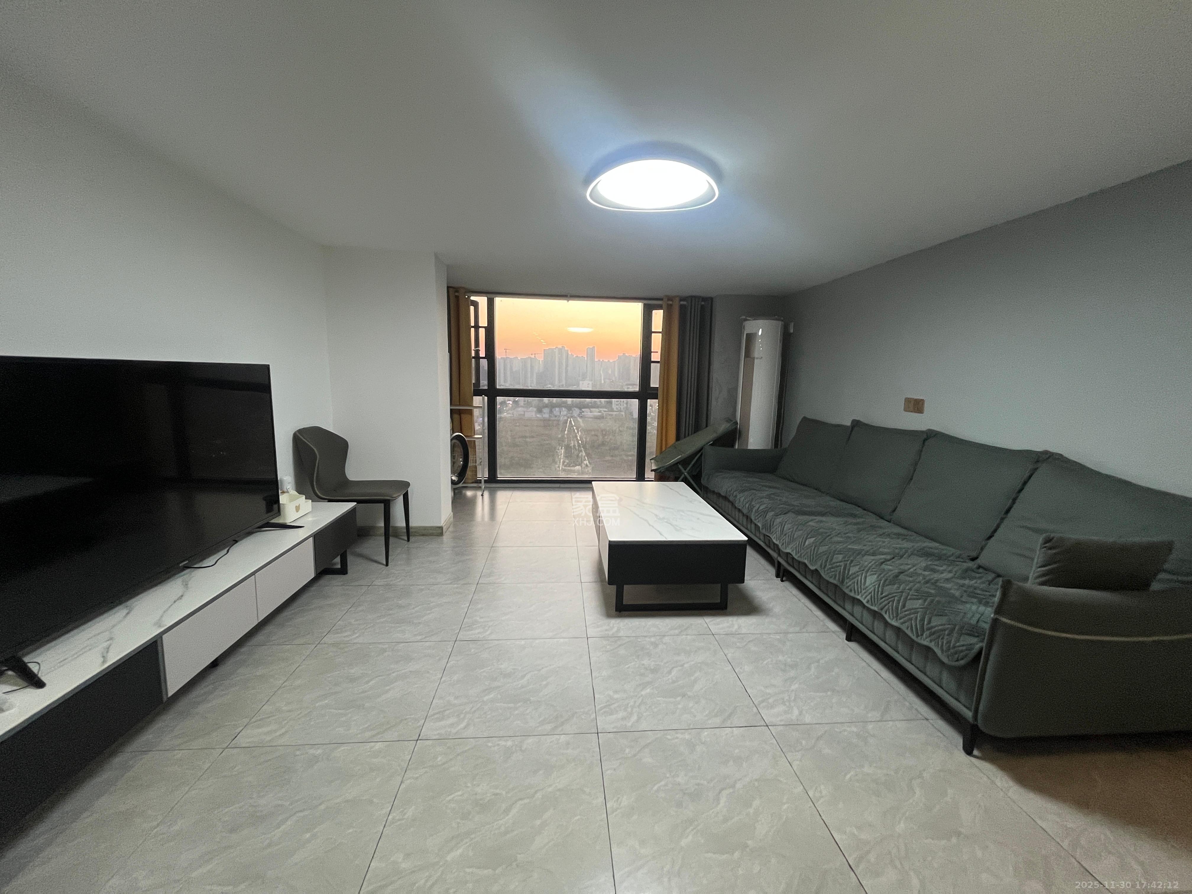 振业城三期  2室1厅1卫    2500.0元/月室内图