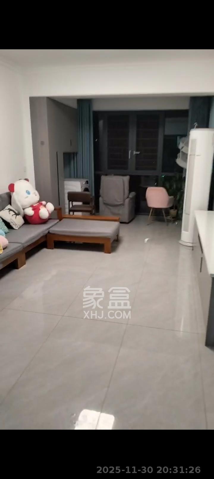 学士翰林苑  2室1厅1卫    1600.0元/月室内图