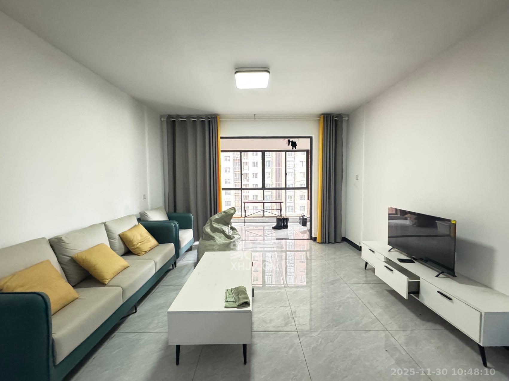 半山壹号  3室2厅2卫    3100.0元/月