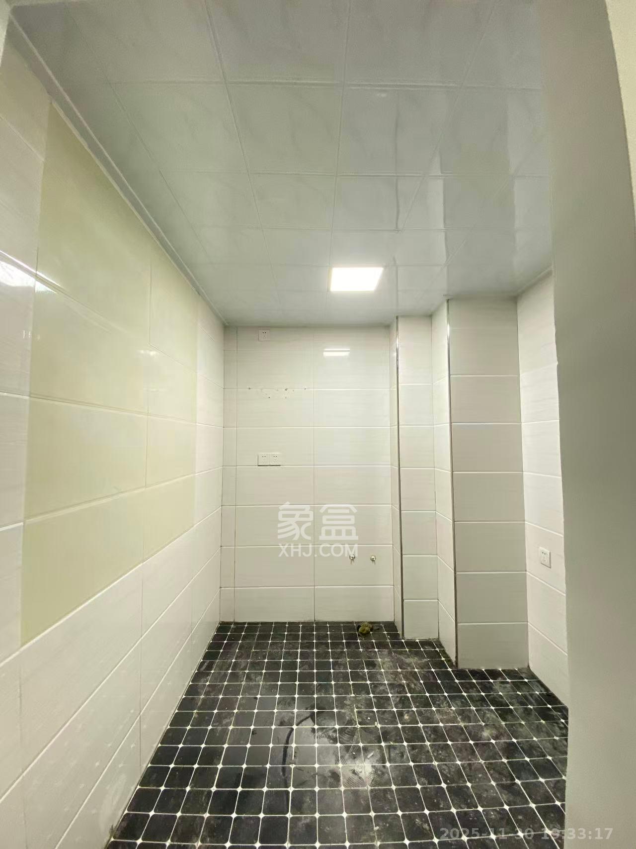 凯通国际城(凯通朝庭) 2室1厅1卫 1800.0元/月 凯通国际城(凯通朝庭) 2室1厅1卫 1800.0元/月室内图