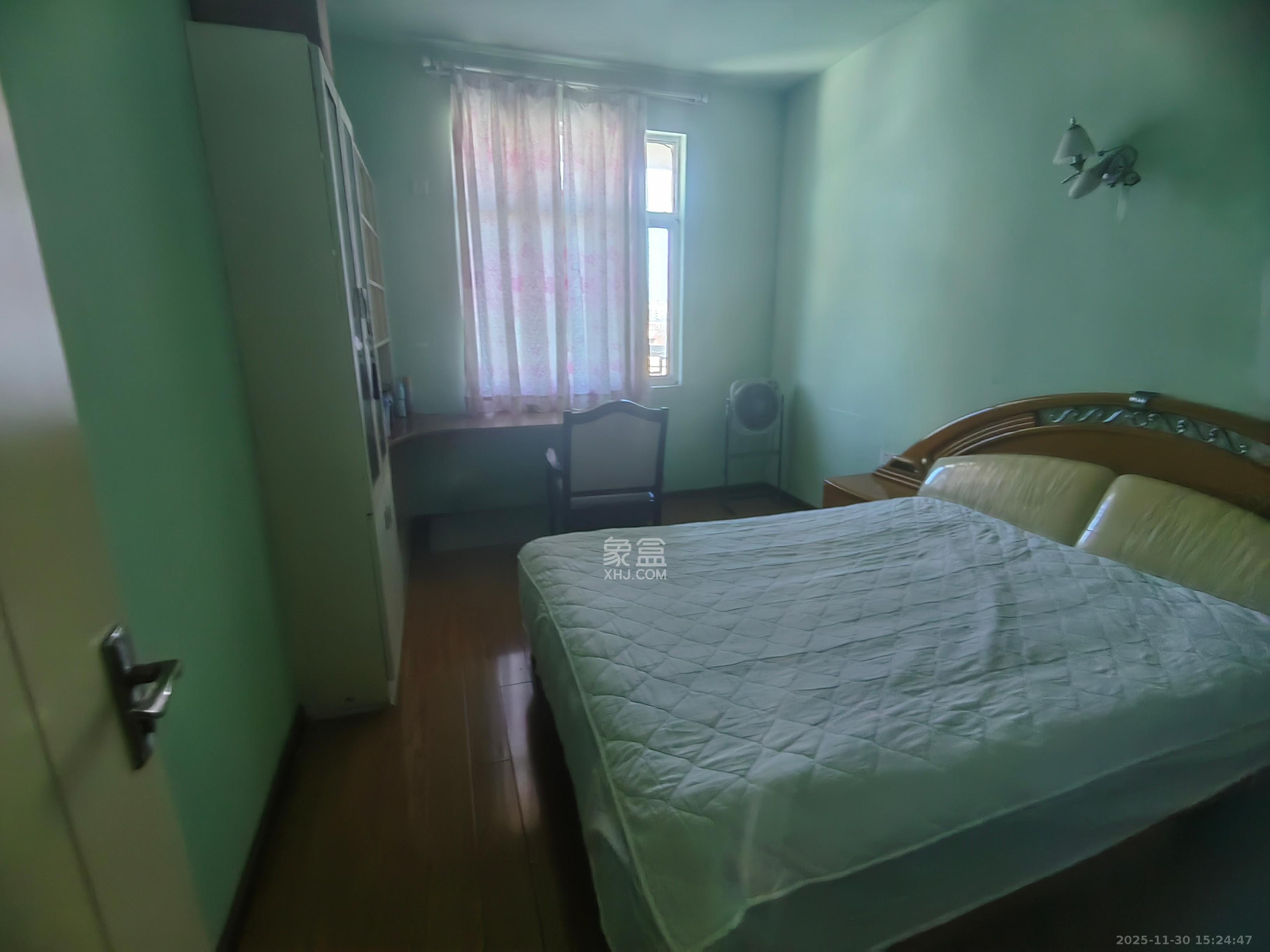 凤凰商贸城  2室2厅1卫    1600.0元/月室内图