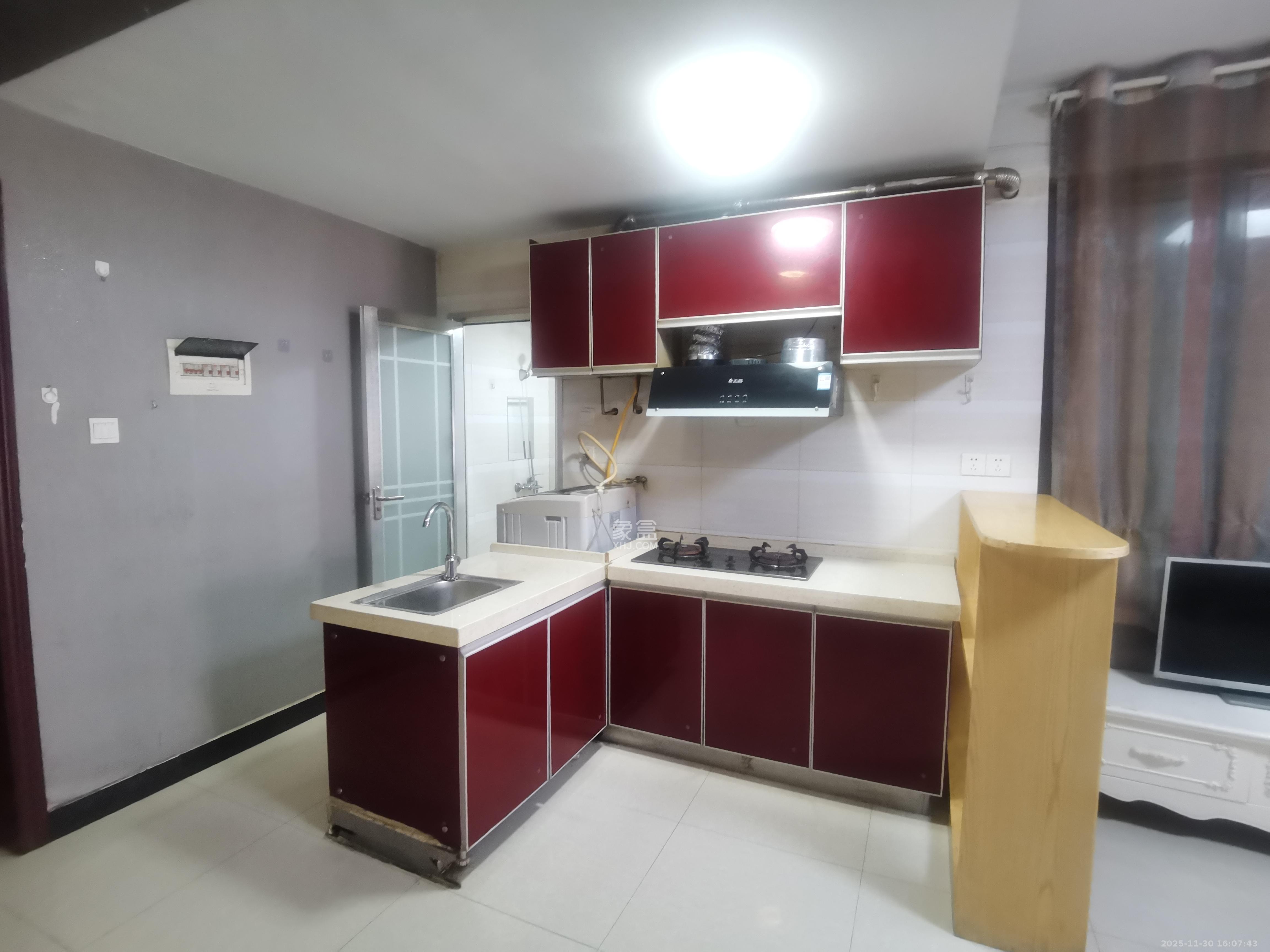 铂宫 1室1厅1卫 2200.0元/月 铂宫 1室1厅1卫 2200.0元/月室内图