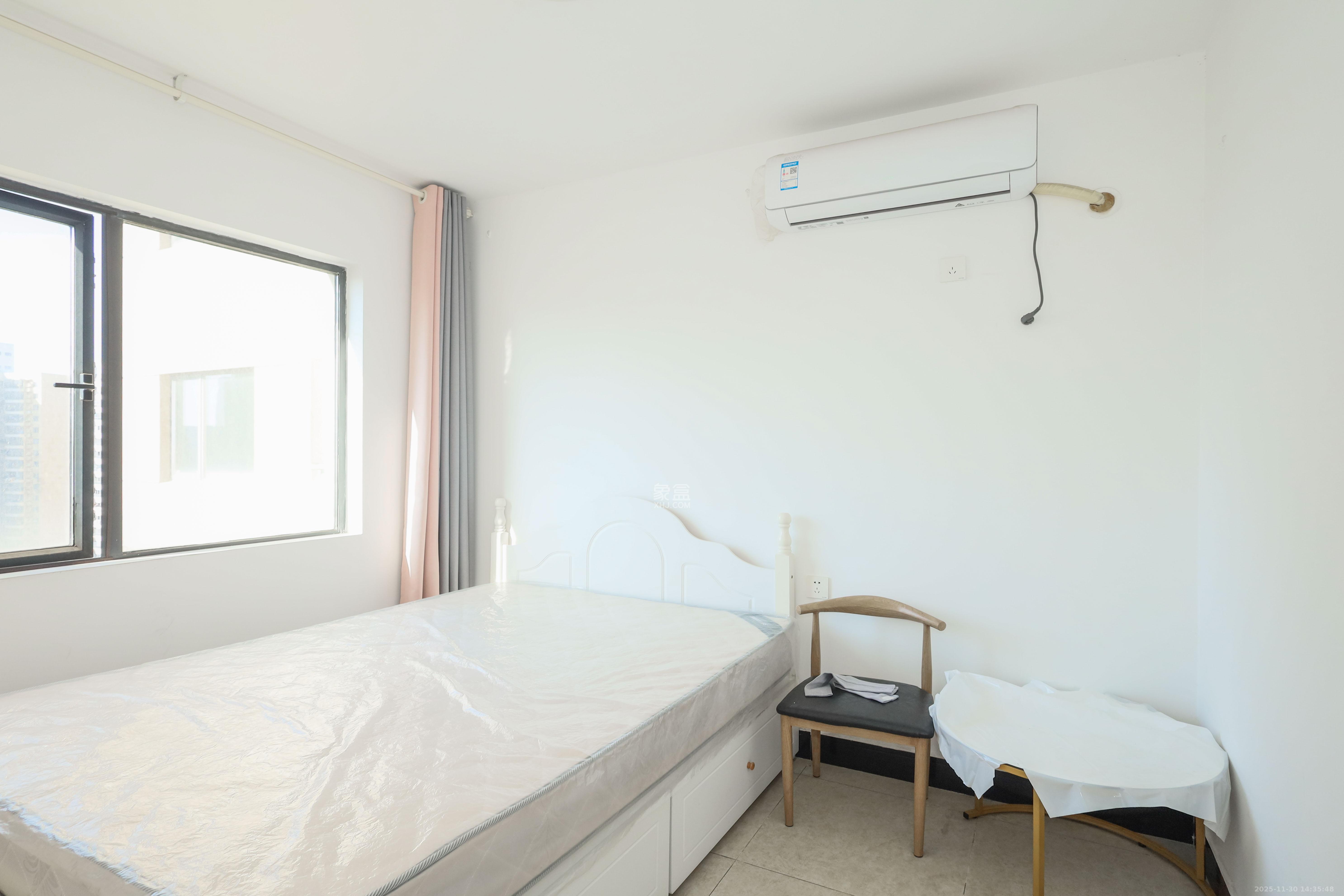 好莱城(弘德西街) 3室2厅1卫 78.0万 好莱城(弘德西街) 3室2厅1卫 78.0万卧室